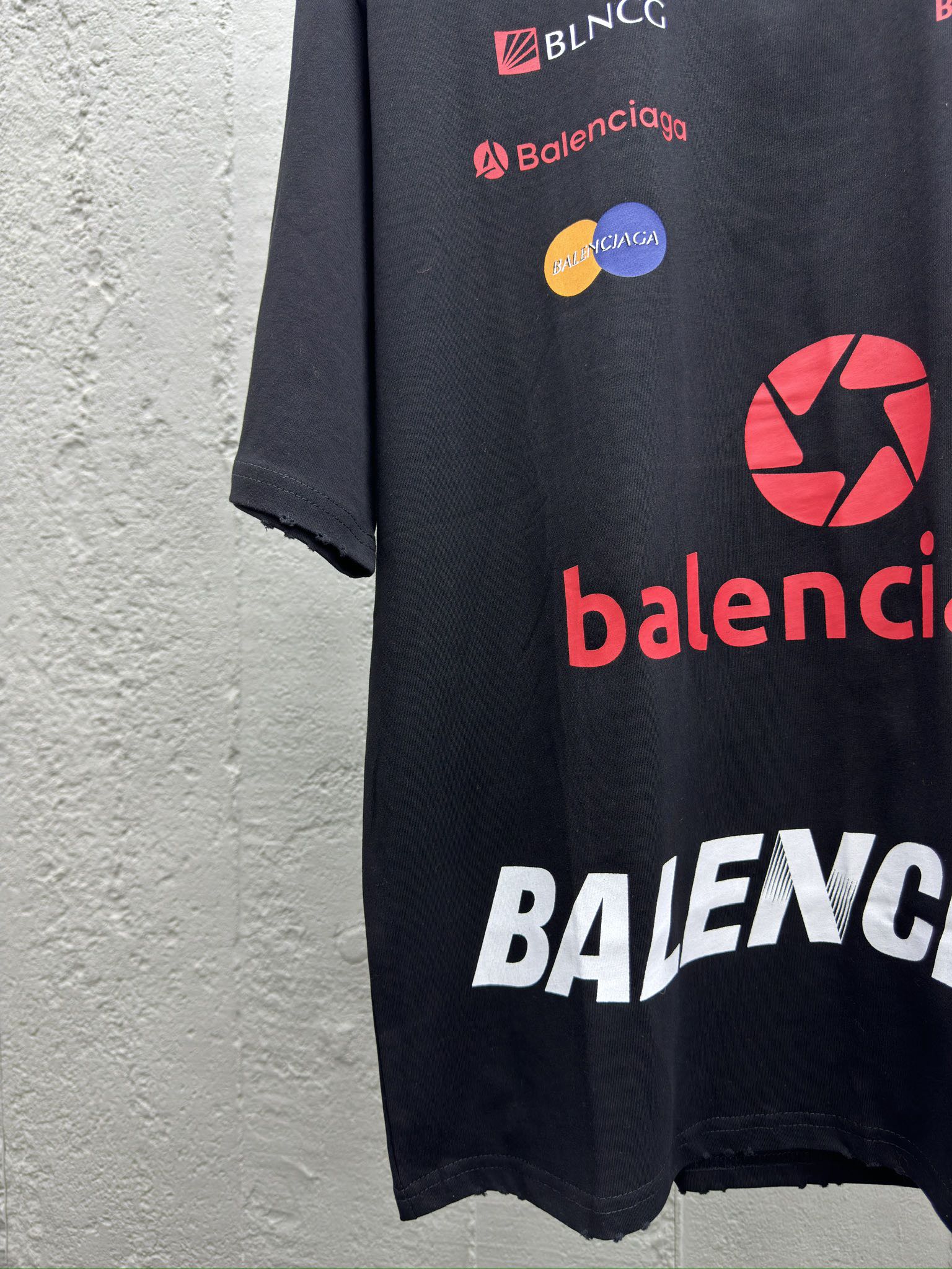 Balenciaga logoT-shirt 6