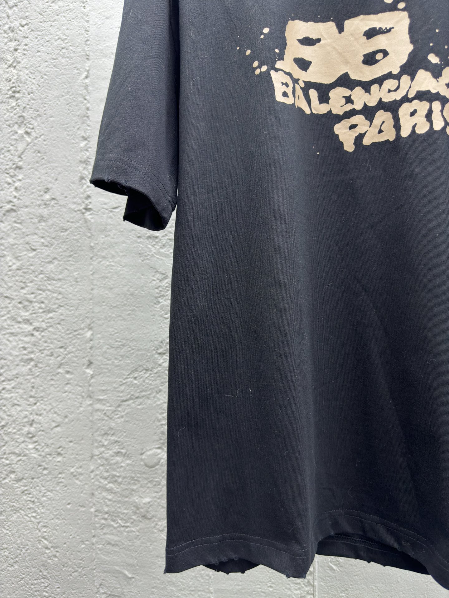 Balenciaga T-shirt 6