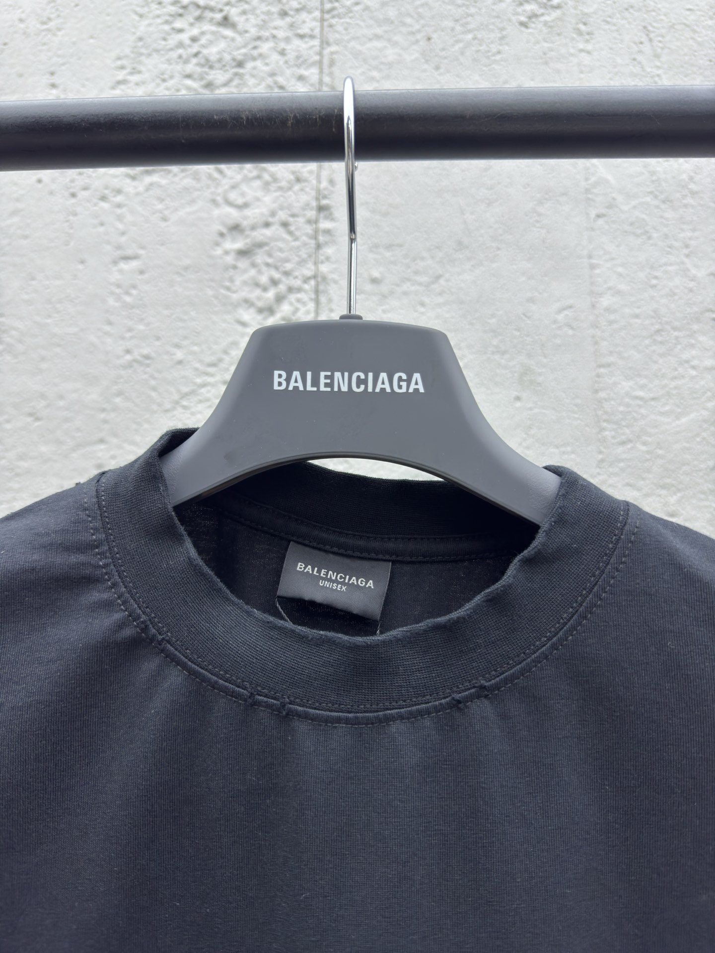 Balenciaga 乐队多人像印花短袖 3