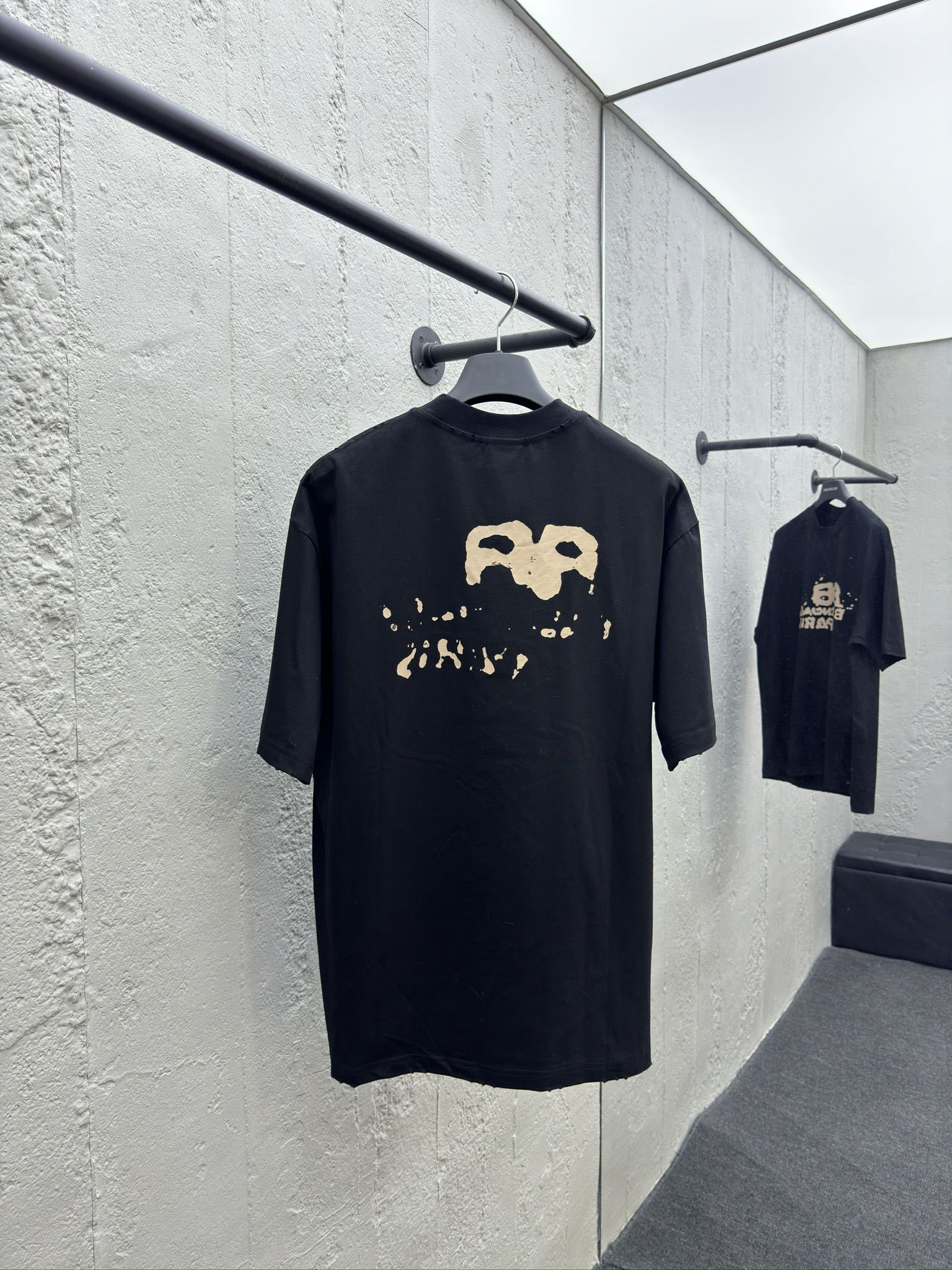 Balenciaga T-shirt 2