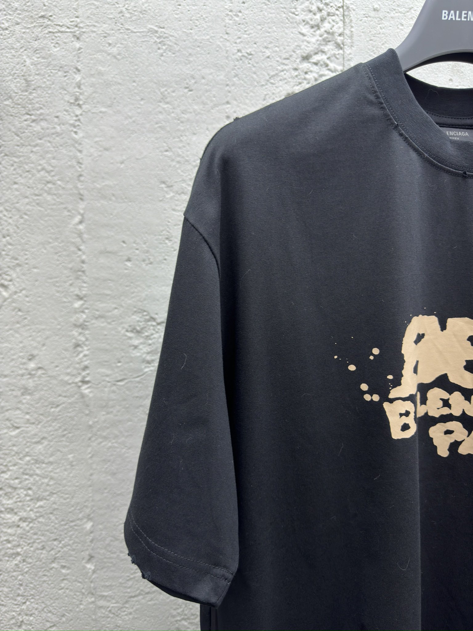 Balenciaga T-shirt 4