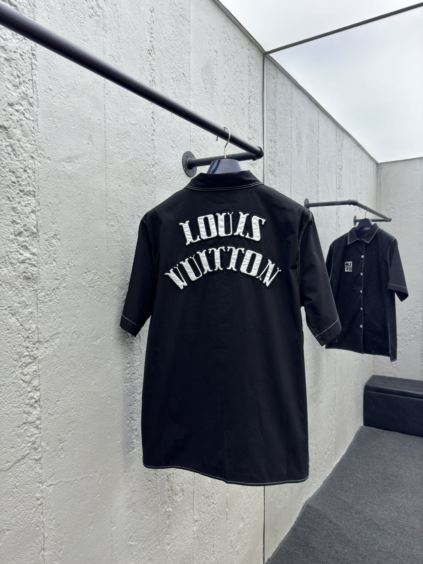 路易威登 Louis Vuitton 高定典藏名品高定成衣时装外套连衣裙衬衫T恤 #B0322360 2