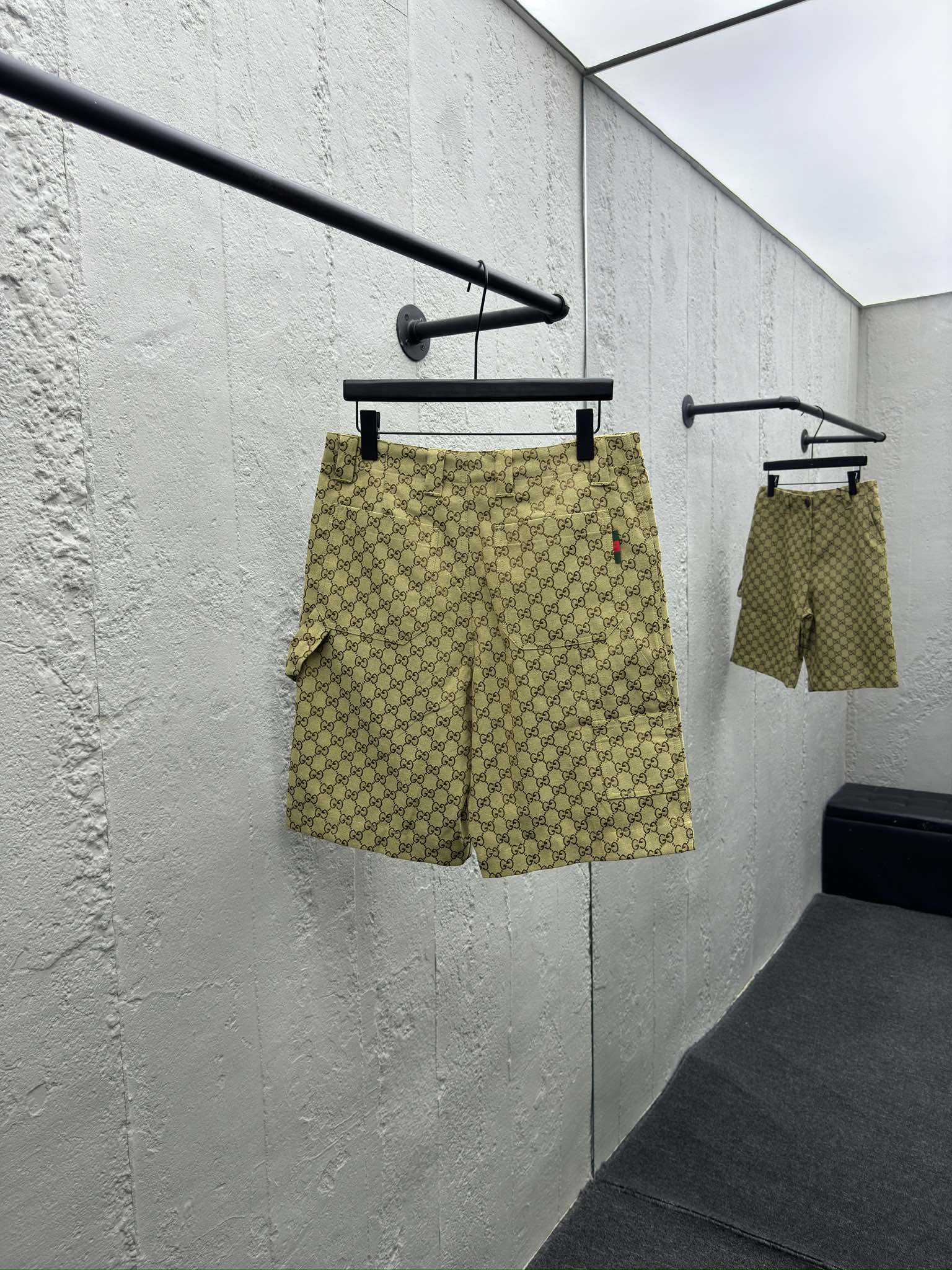 GUCCI 满印老花短裤 2