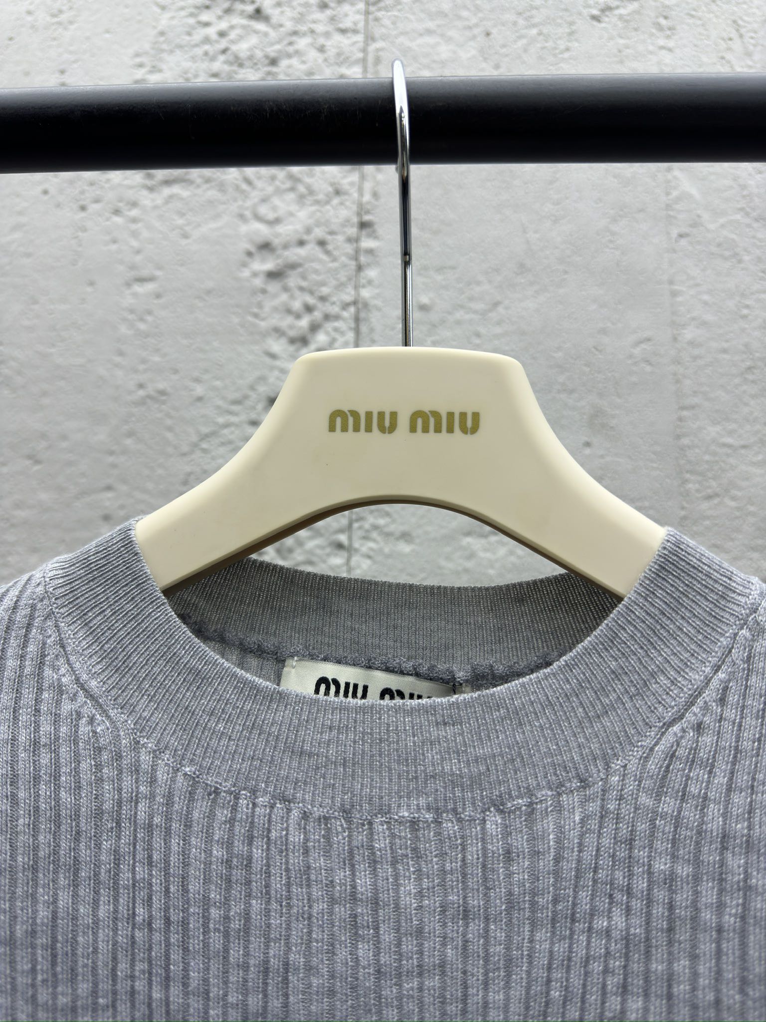 缪缪 Miu Miu 高级成衣风衣外套及大衣服饰 #44C8BC1F 3