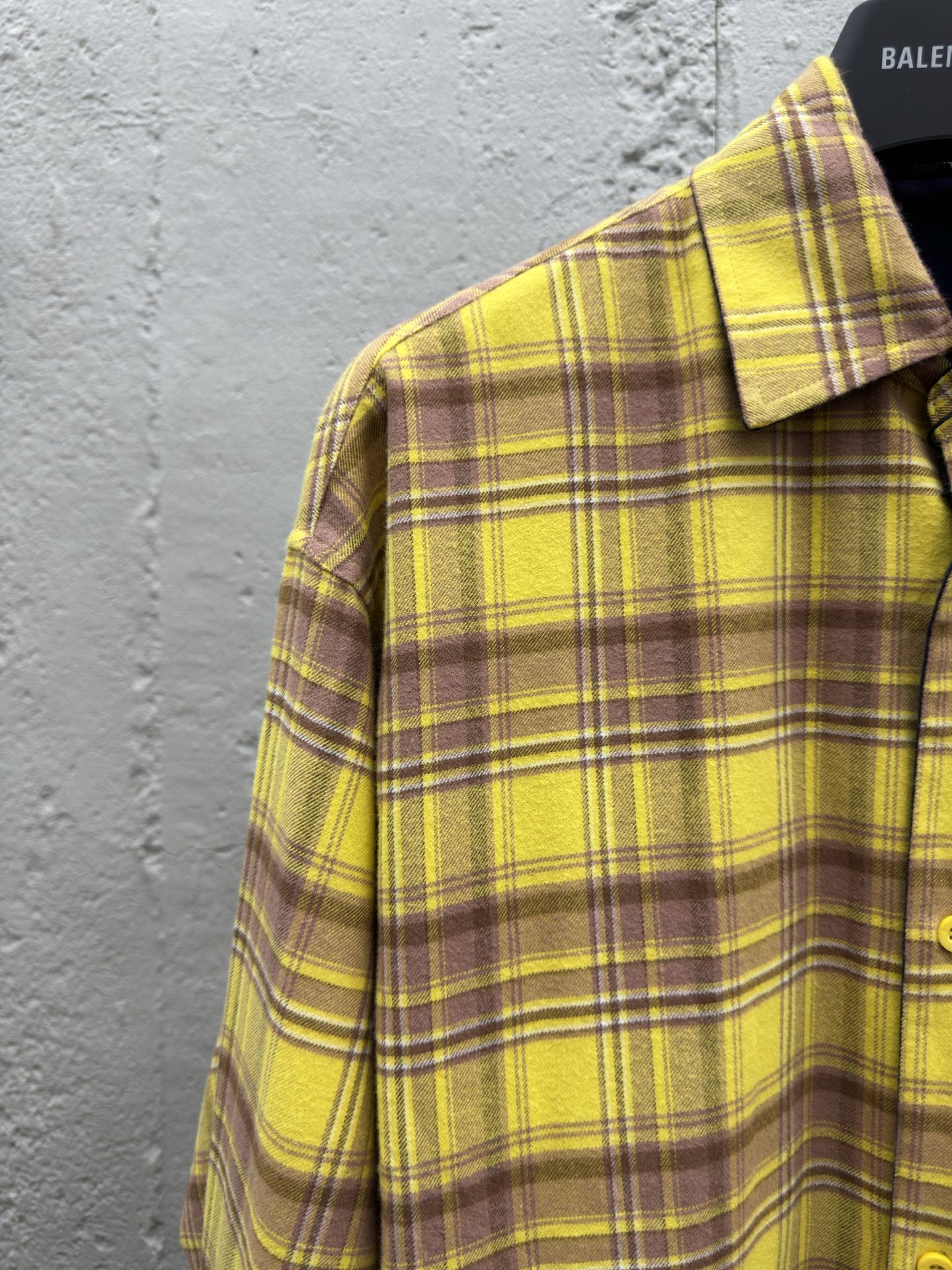 Balenciaga 法兰绒双面穿外套 6