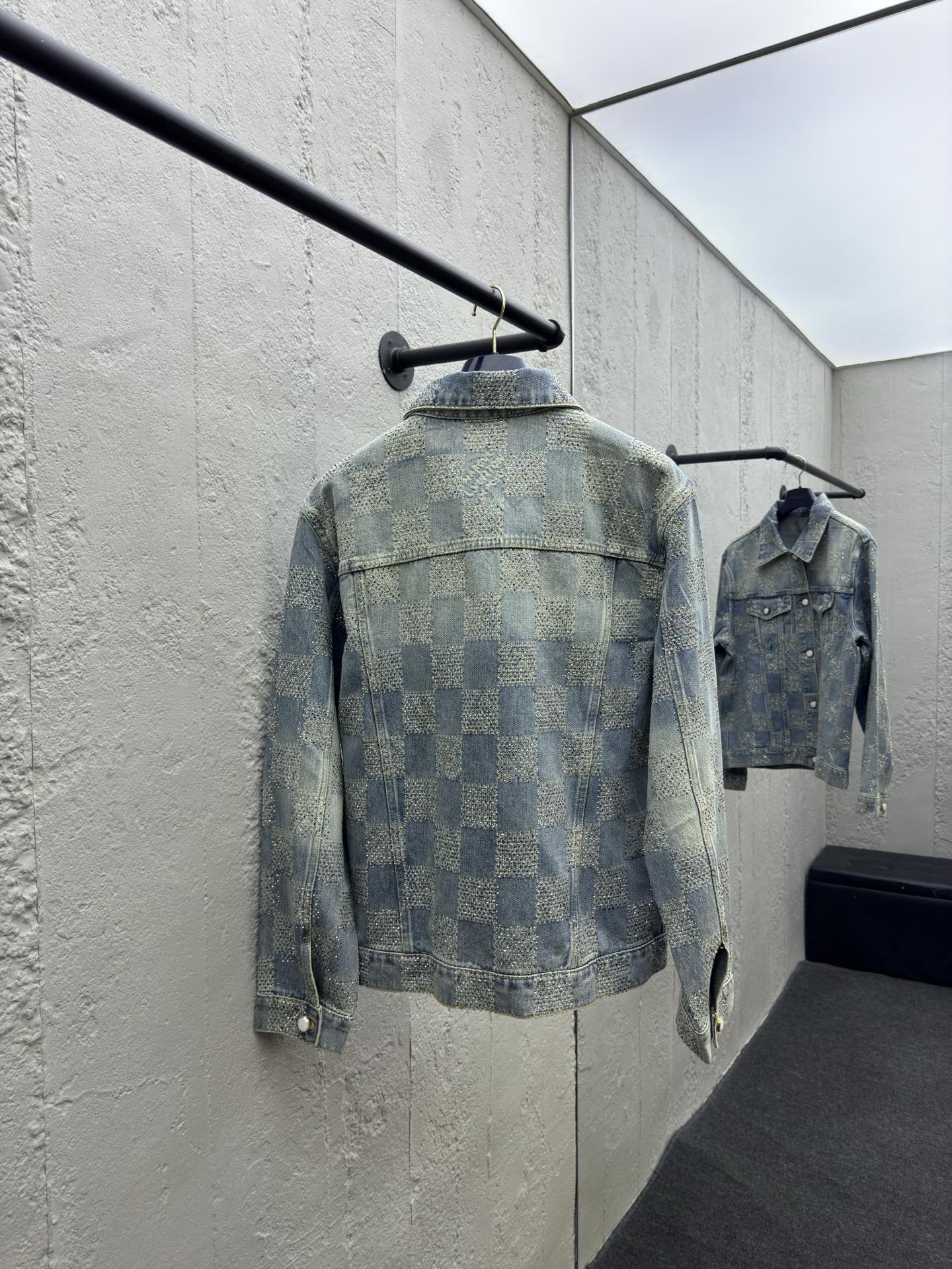 Louis Vuitton Haute Couture Haute Couture Ready-to-Wear Clothing Dress 2