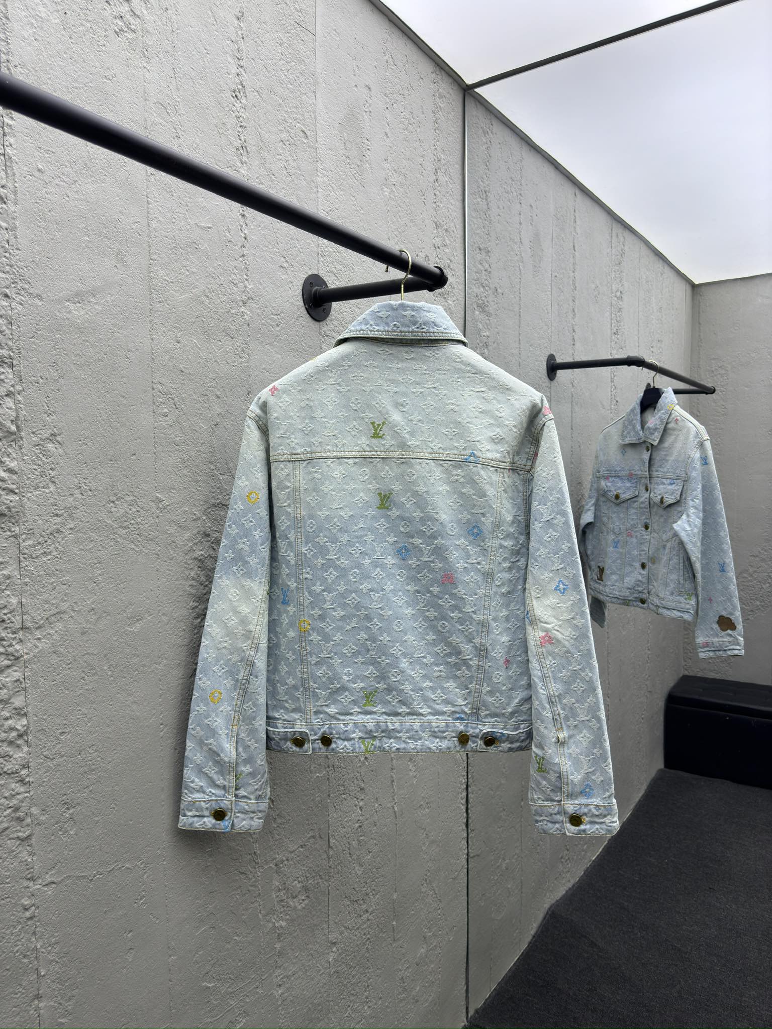 Louis Vuitton Haute Couture Haute Couture Ready-to-Wear Clothing Dress 2