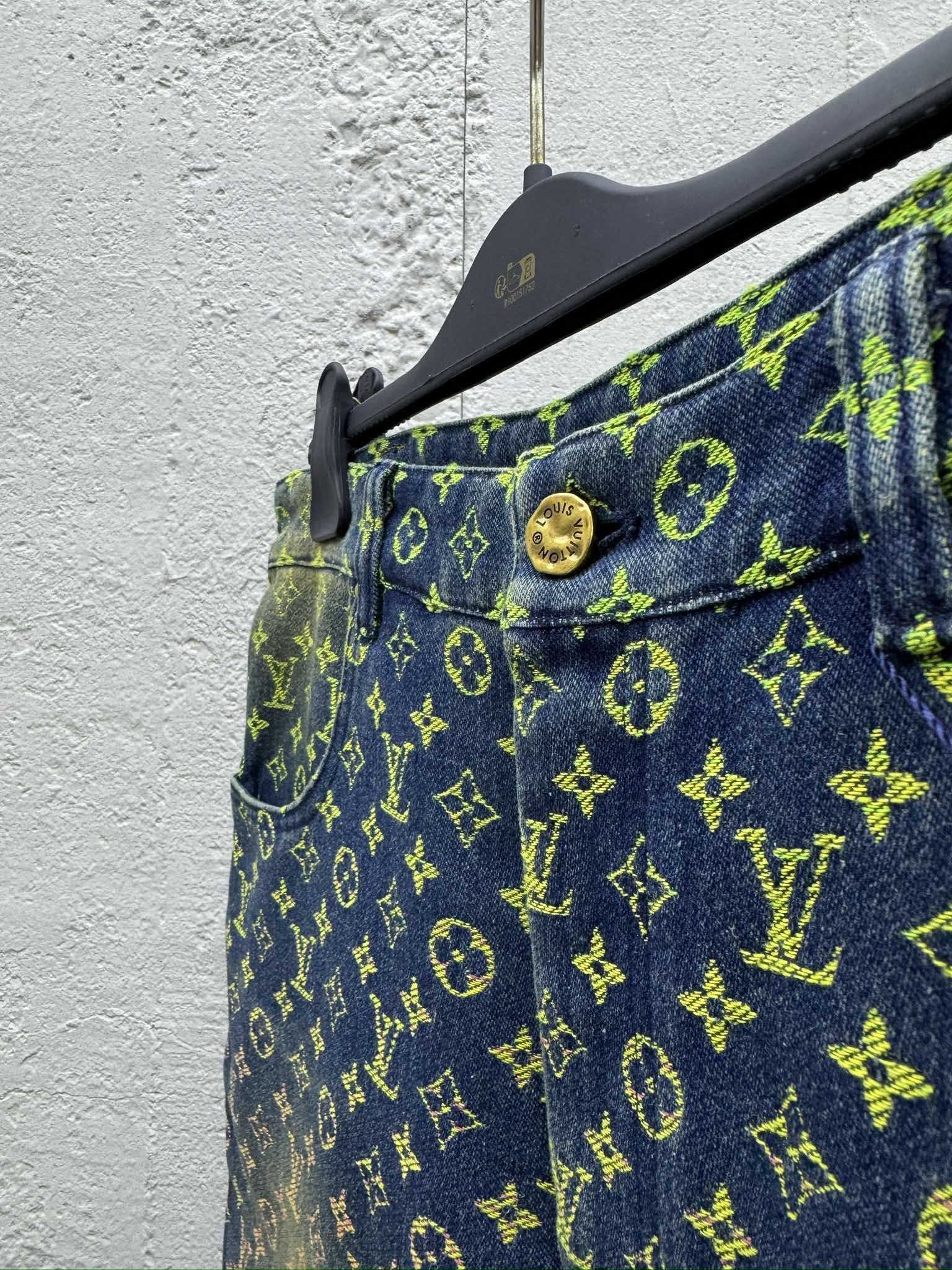 LOUIS VUITTON 彩虹牛仔短裤 8