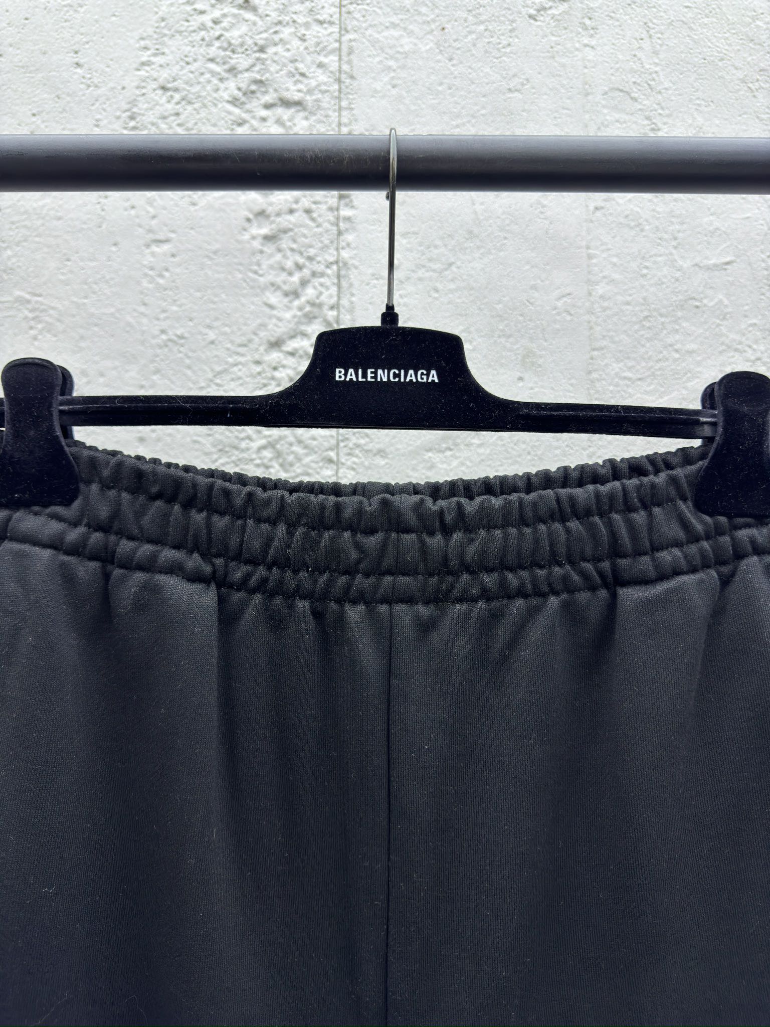 Balenciaga x Under Armour Collaboration Pants - Clothes 3