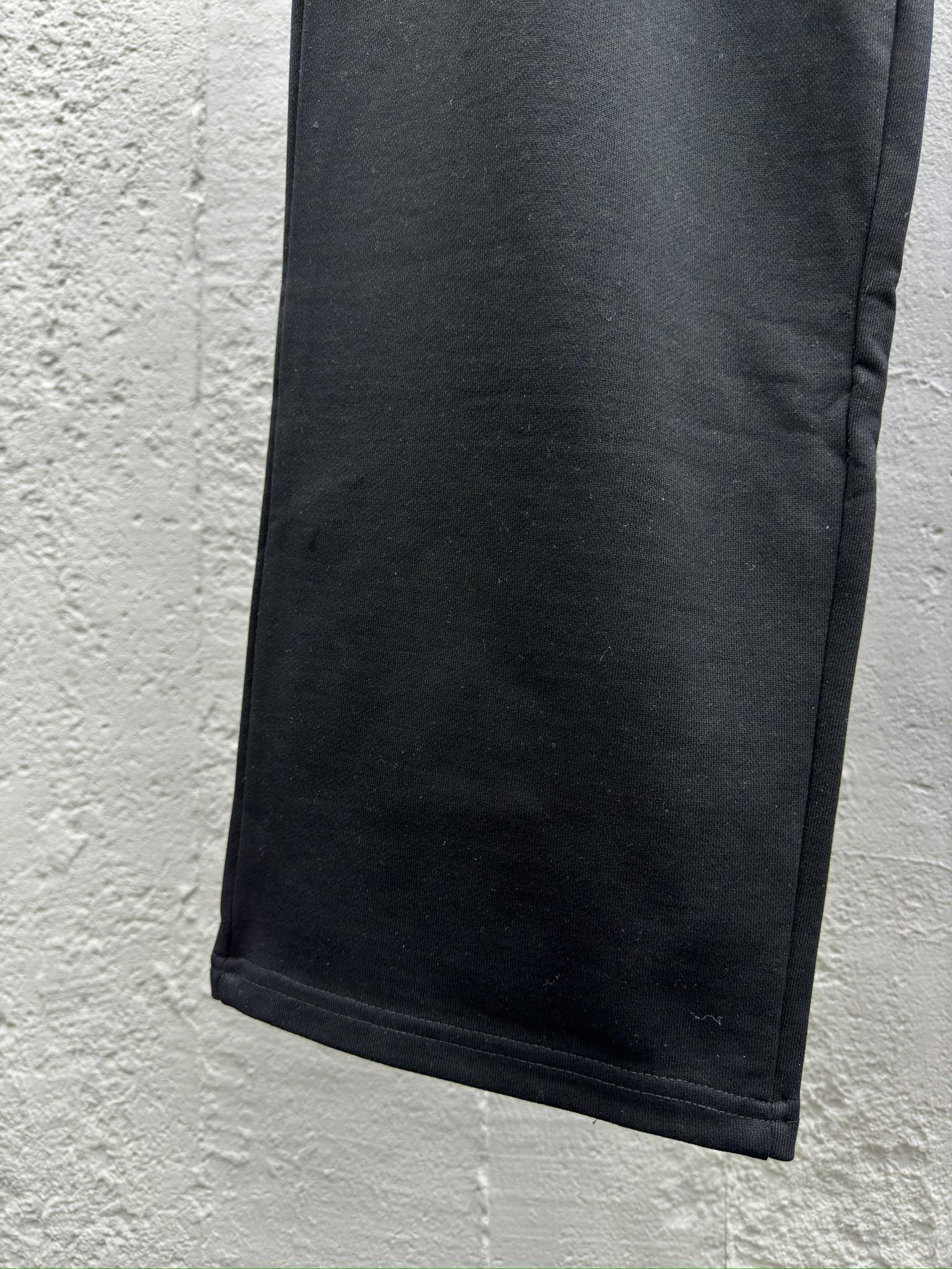 Balenciaga x Under Armour Collaboration Pants - Clothes 6