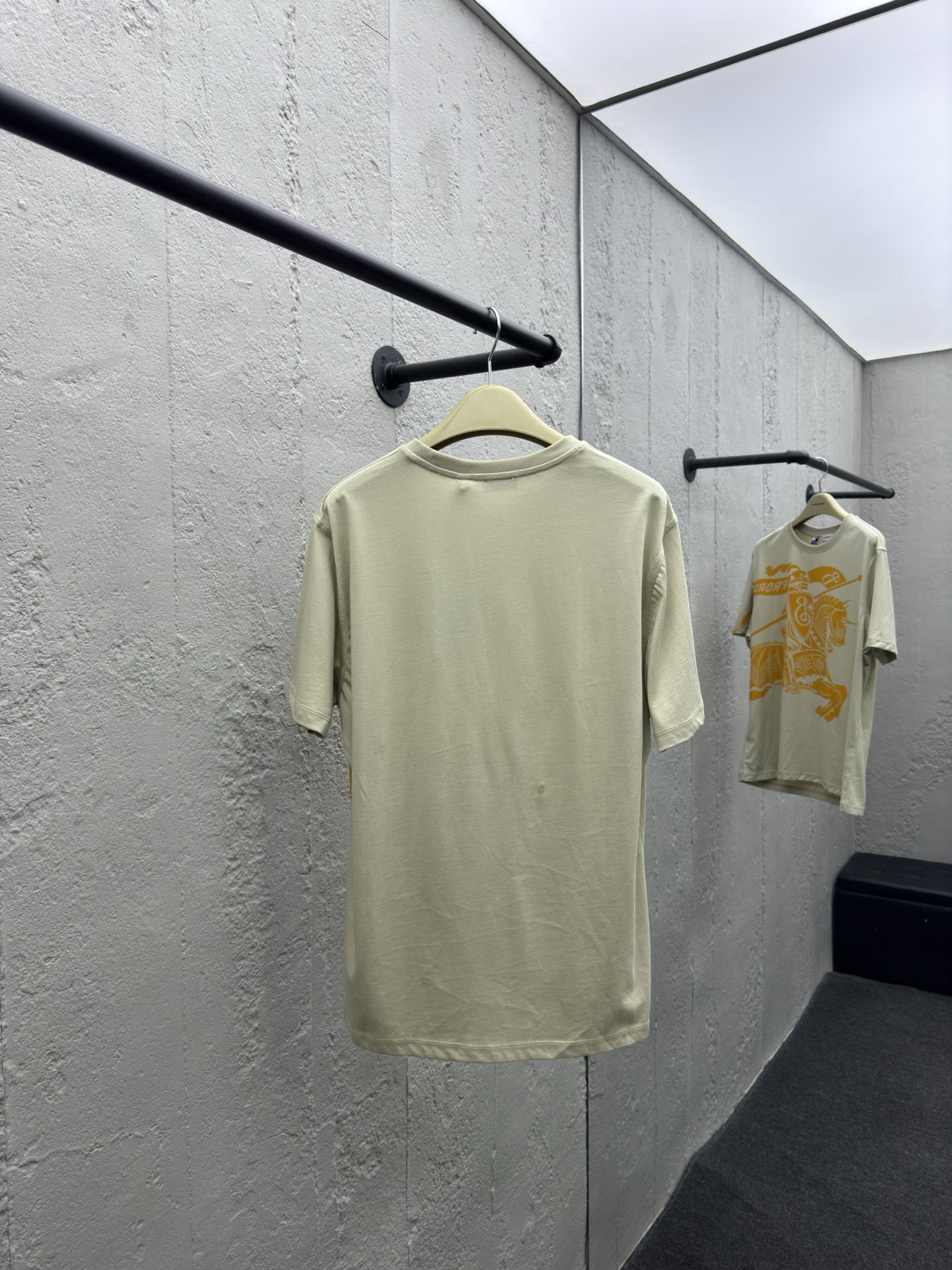 博柏利 Burberry 高级成衣风衣外套及大衣服饰 #00326ECB 2