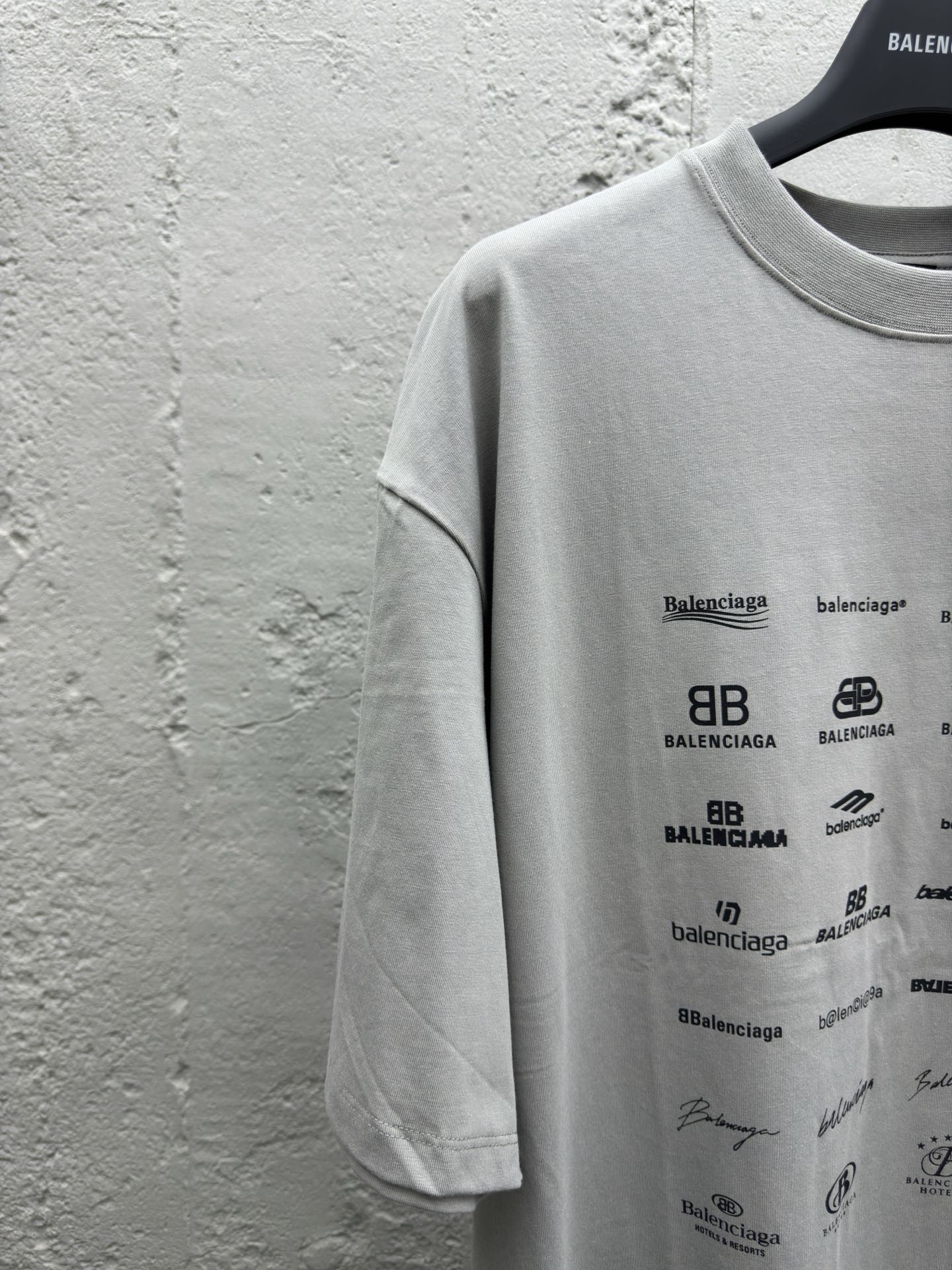 Balenciaga All-Over Logo Print Short-Sleeve T-Shirt - Clothes 4