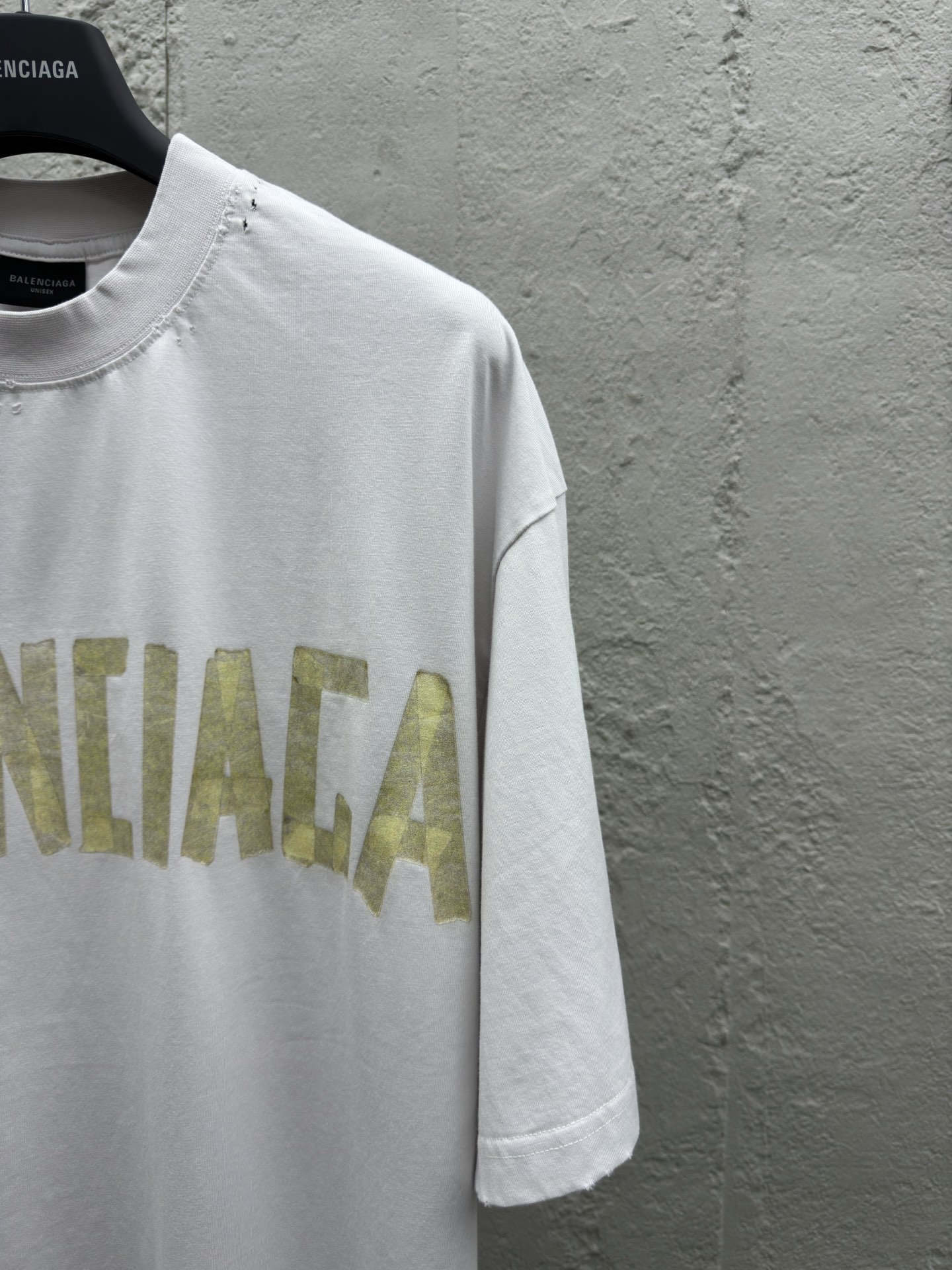 Balenciaga 美纹纸胶带T恤 5