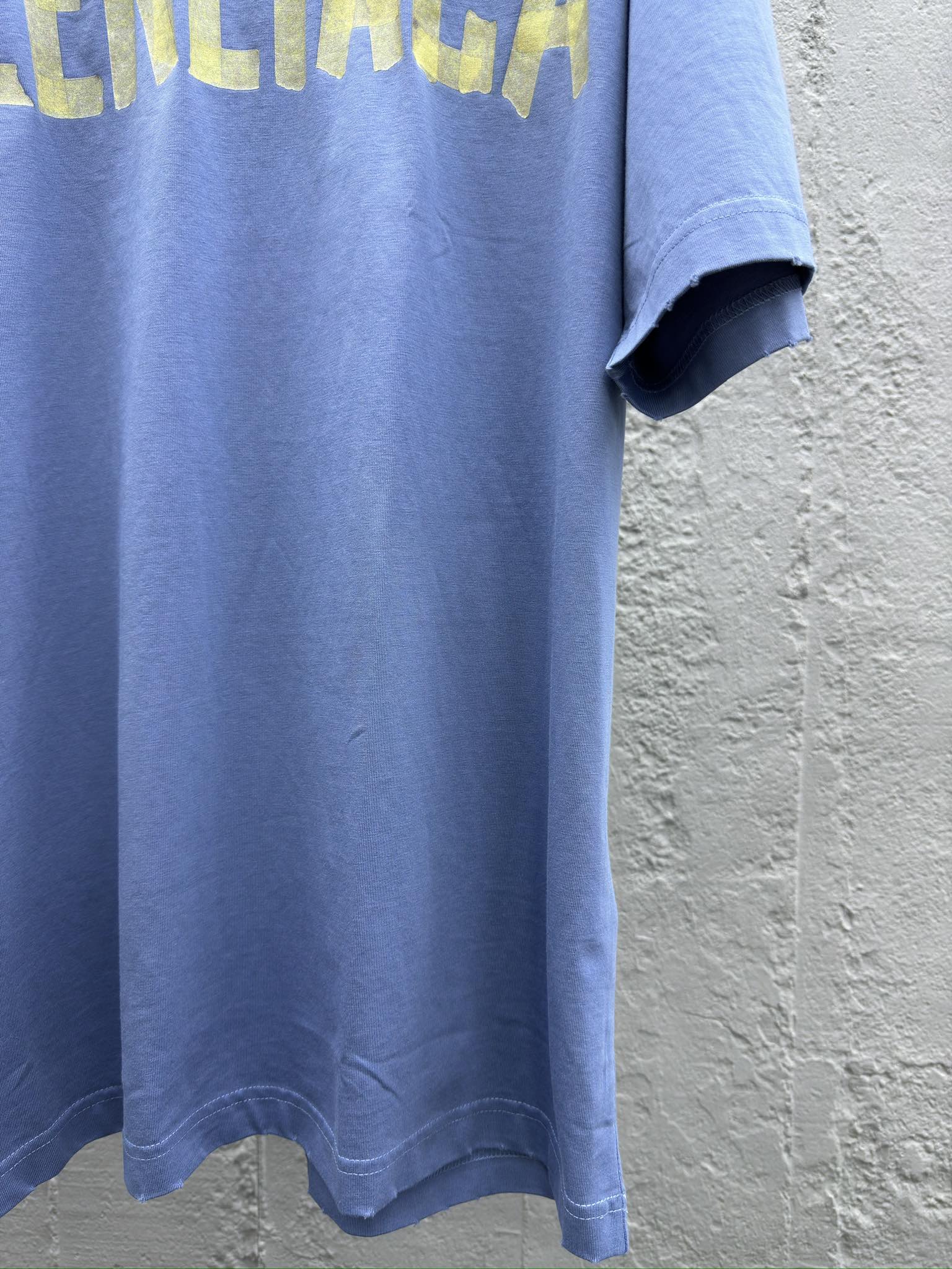 Balenciaga 美纹纸胶带T恤 7