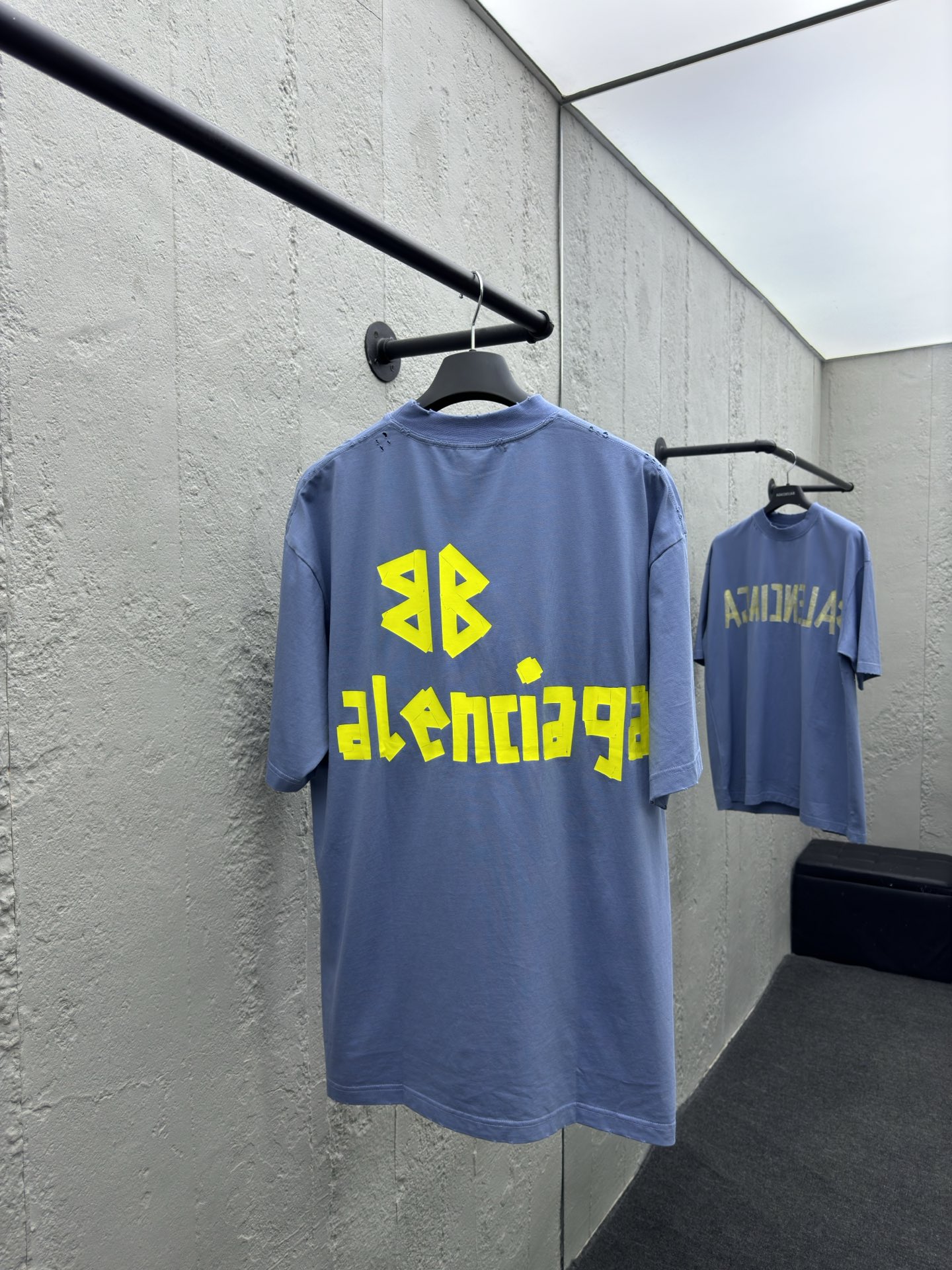 Balenciaga 美纹纸胶带T恤 2