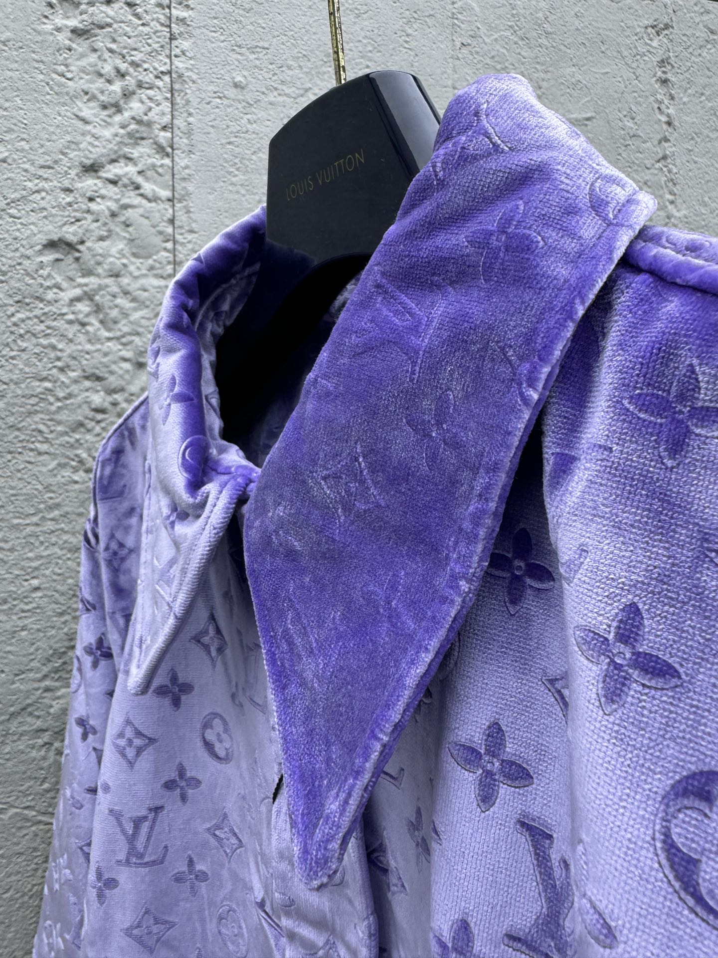 Louis Vuitton Haute Couture Maison Lifestyle Luxury Home Decor Blanket 8