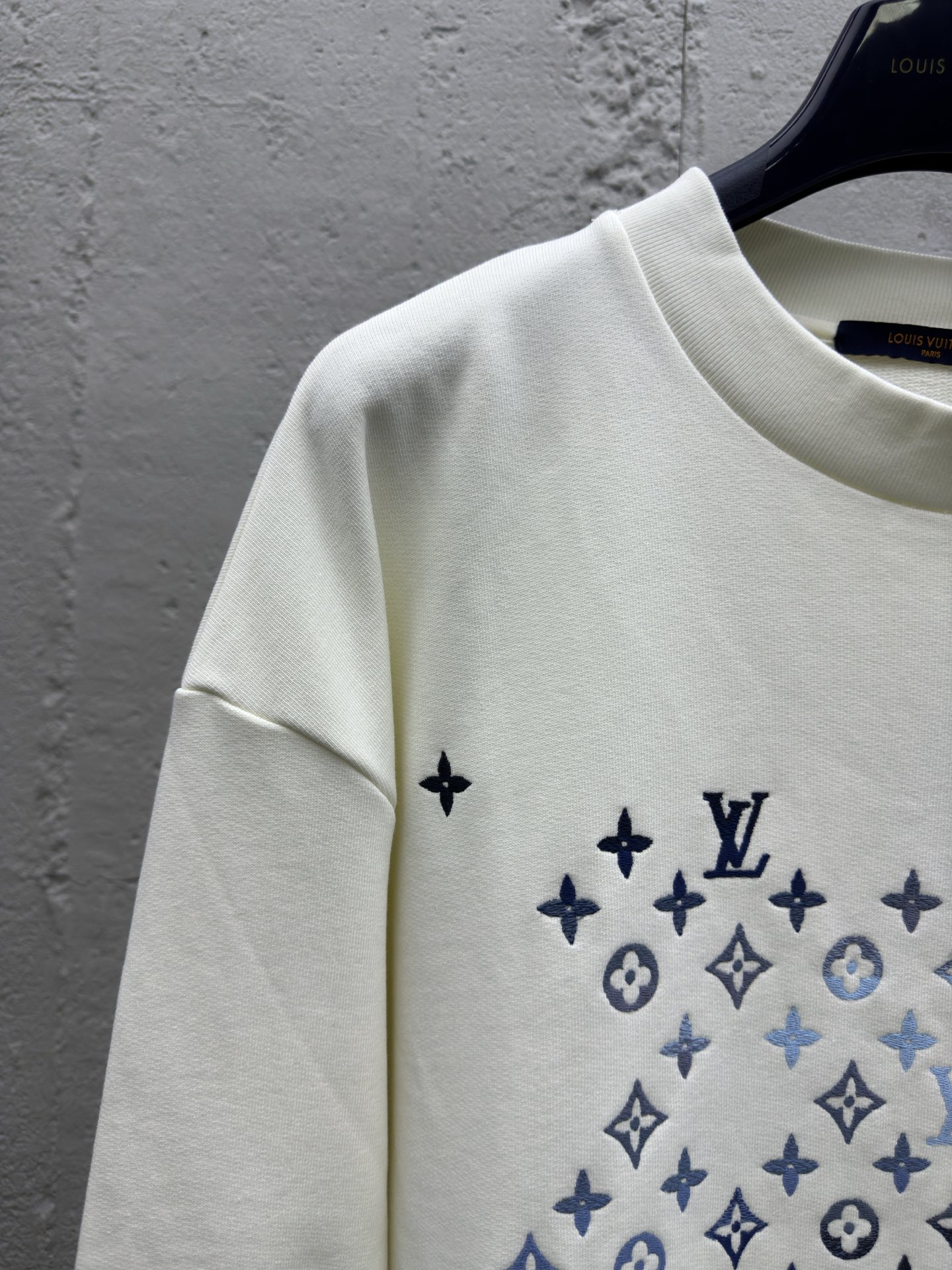 LOUIS VUITTON 满天星绣花卫衣 4