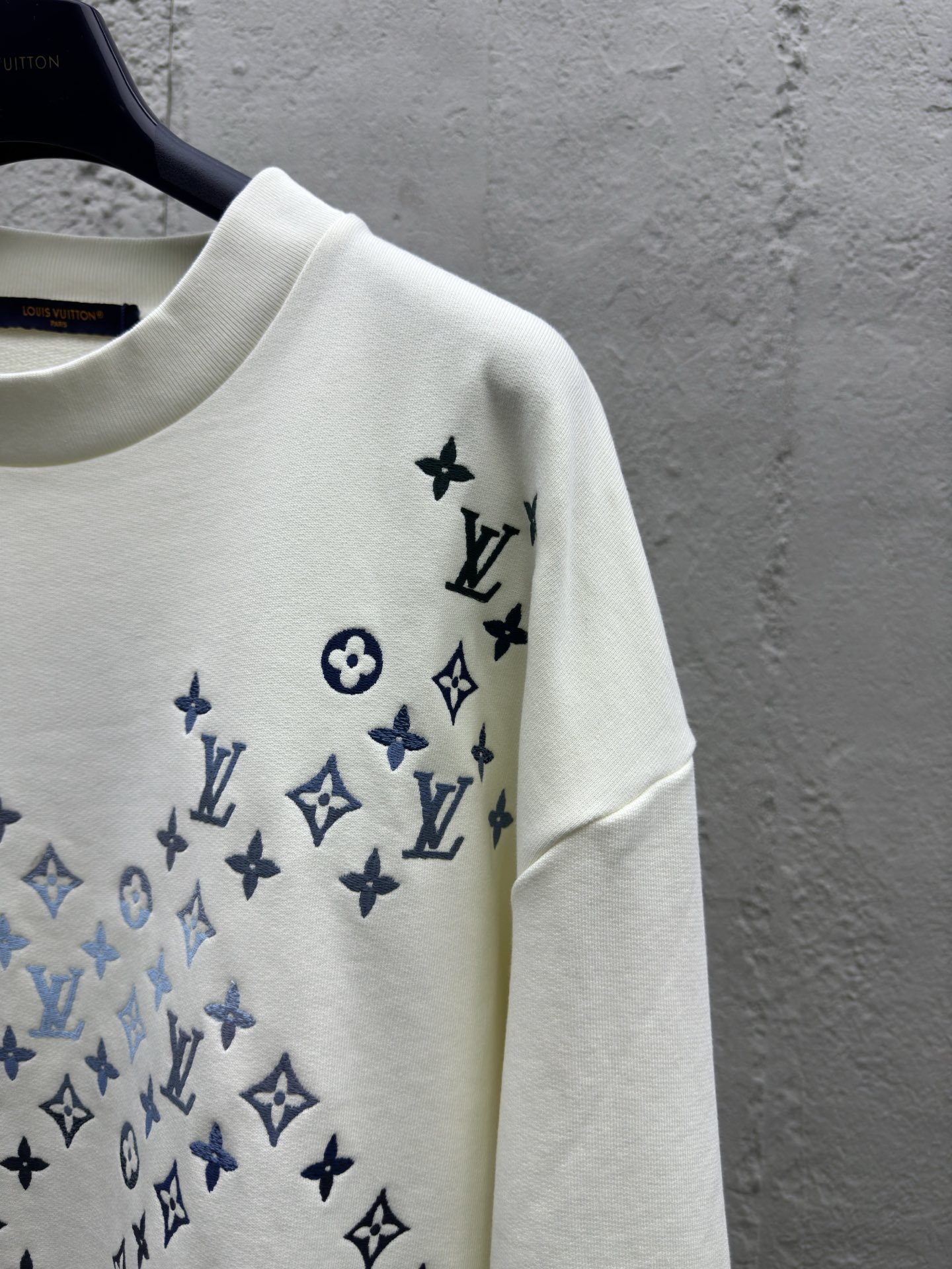 LOUIS VUITTON 满天星绣花卫衣 5