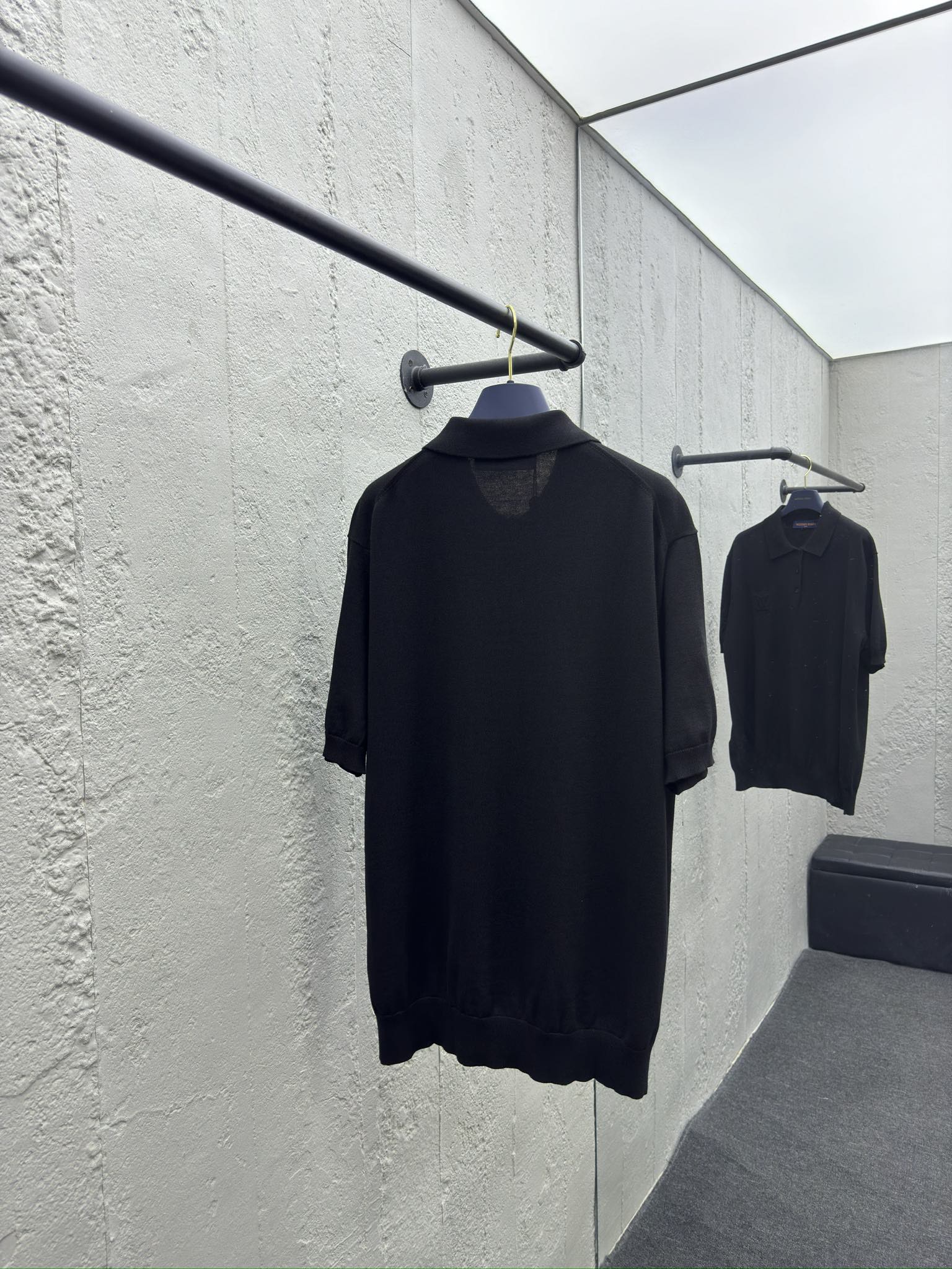LOUIS VUITTON 压花毛织POLO衫 2
