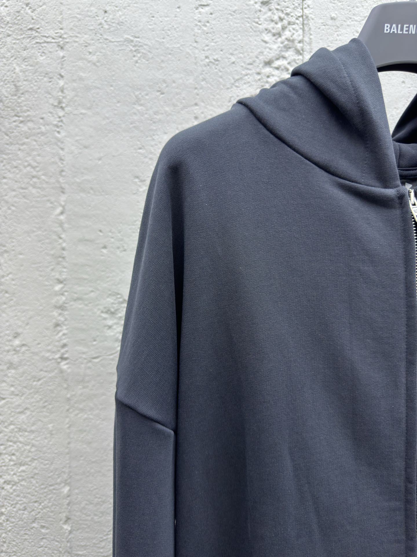 Balenciaga X Under Armour Co-Branded Zip-Up Jacket - Clothes 4