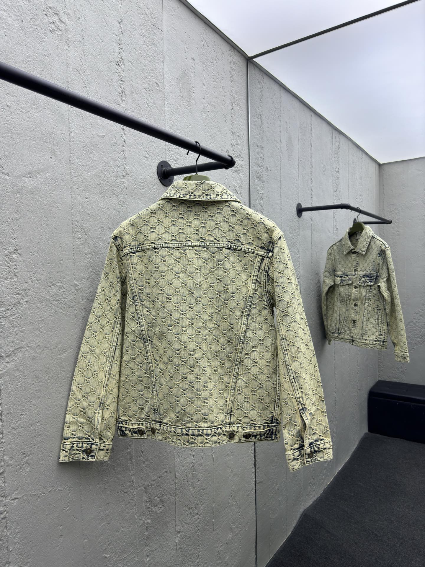古驰 Gucci 高级成衣风衣外套及大衣服饰 #2055F6C0 2