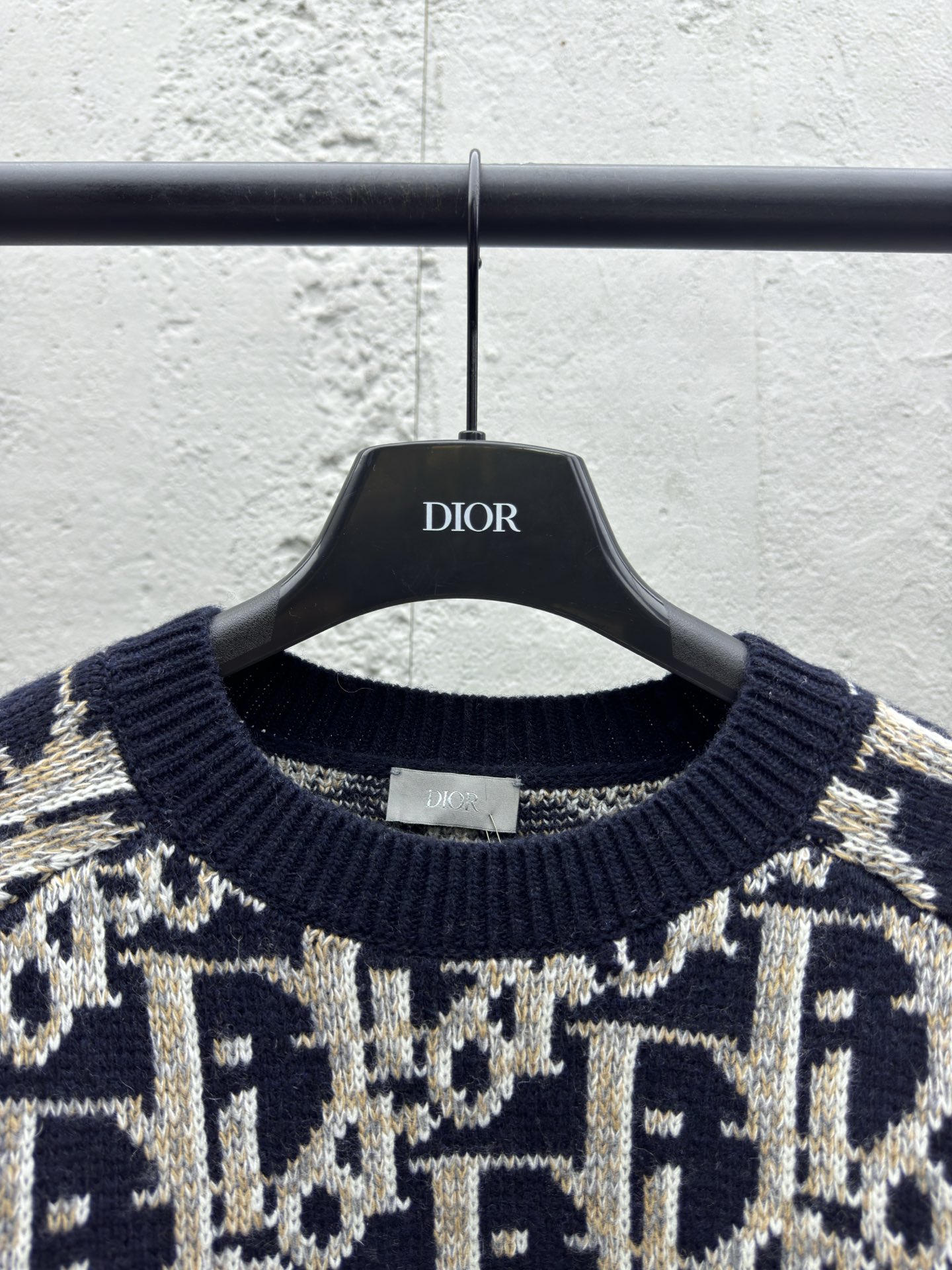 DIOR 满印字母毛衣 3