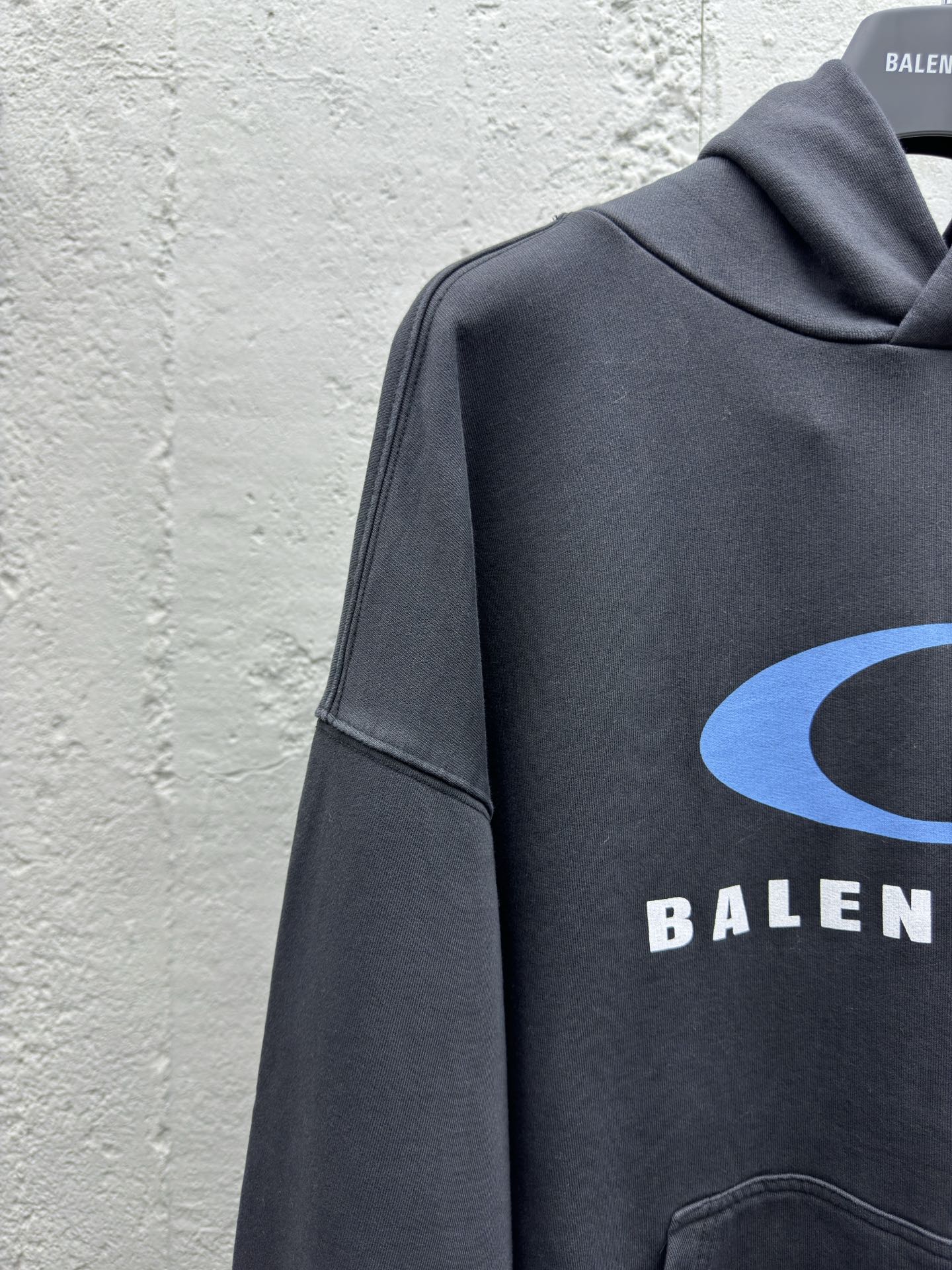 Balenciaga loop sports hoodie 4