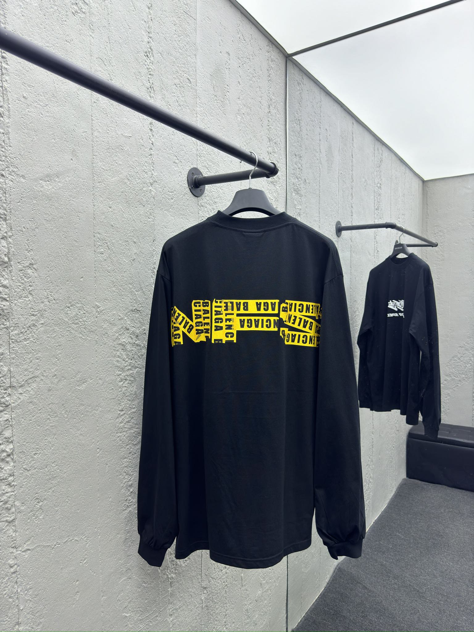 Balenciaga 集结联名卫衣 2