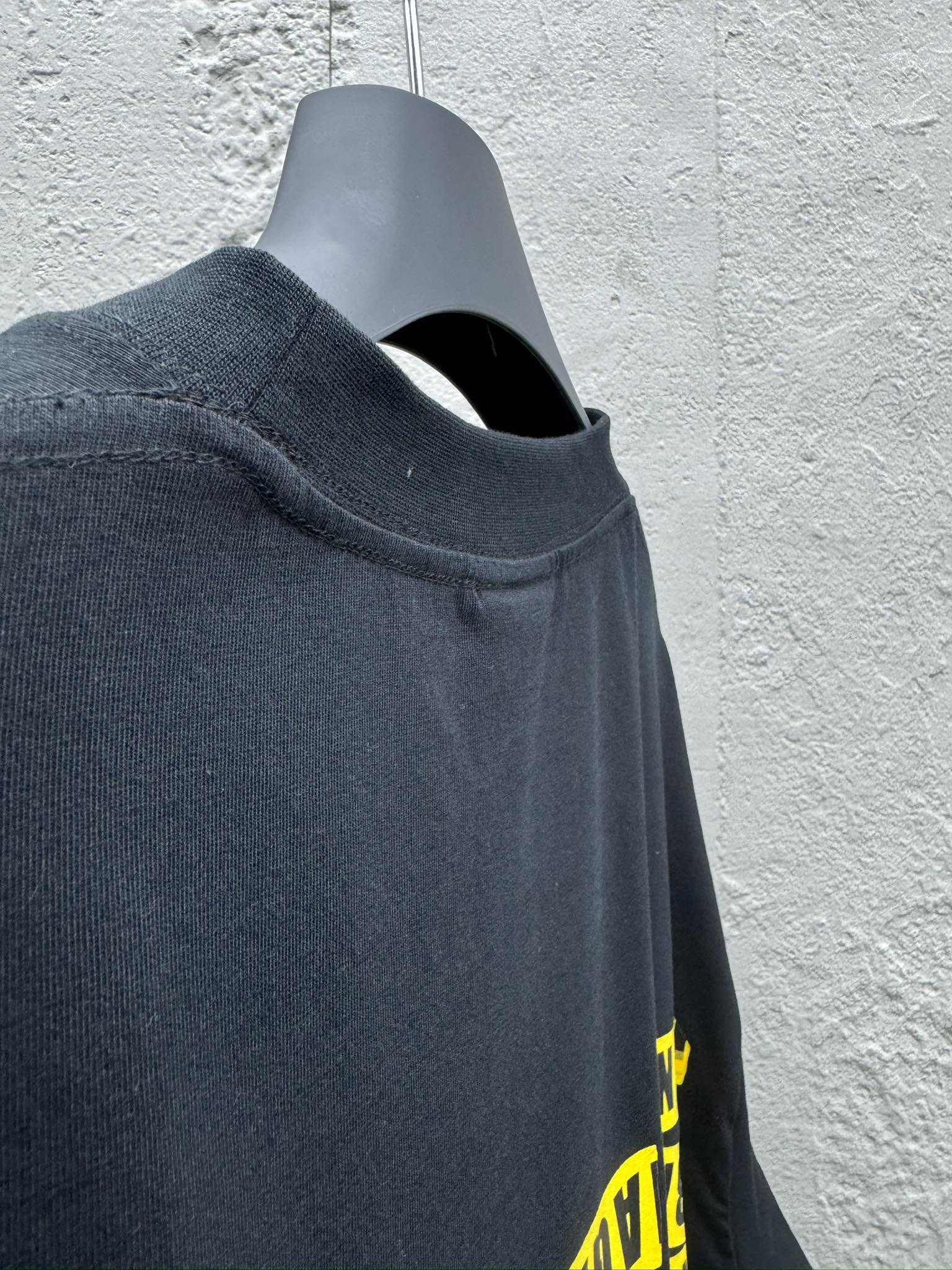 Balenciaga 集结联名卫衣 9