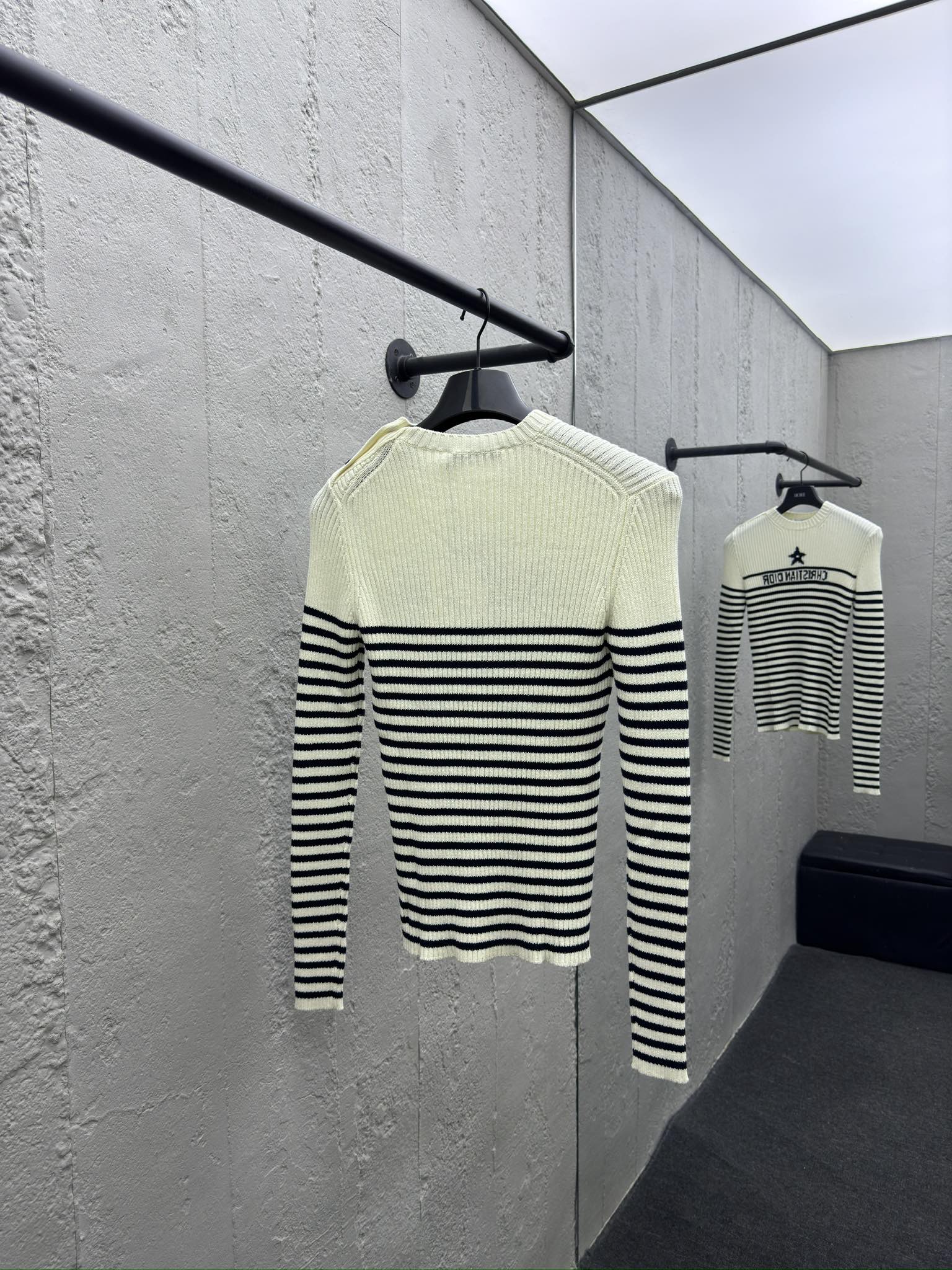 迪奥 Dior 高定典藏名品高定成衣时装外套连衣裙衬衫T恤 #6687BFC4 2