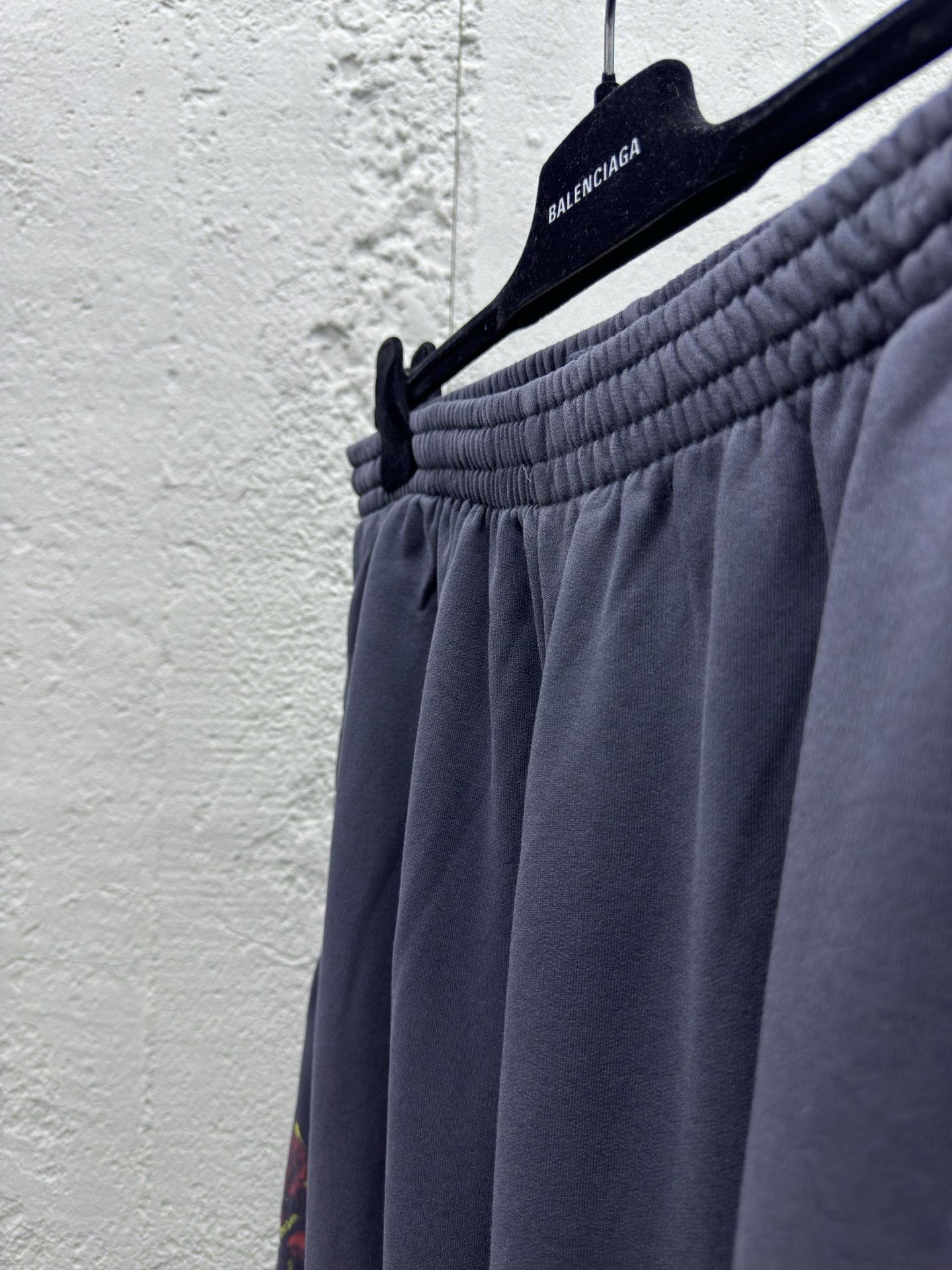 Balenciaga 火焰涂鸦字母logo长裤 8
