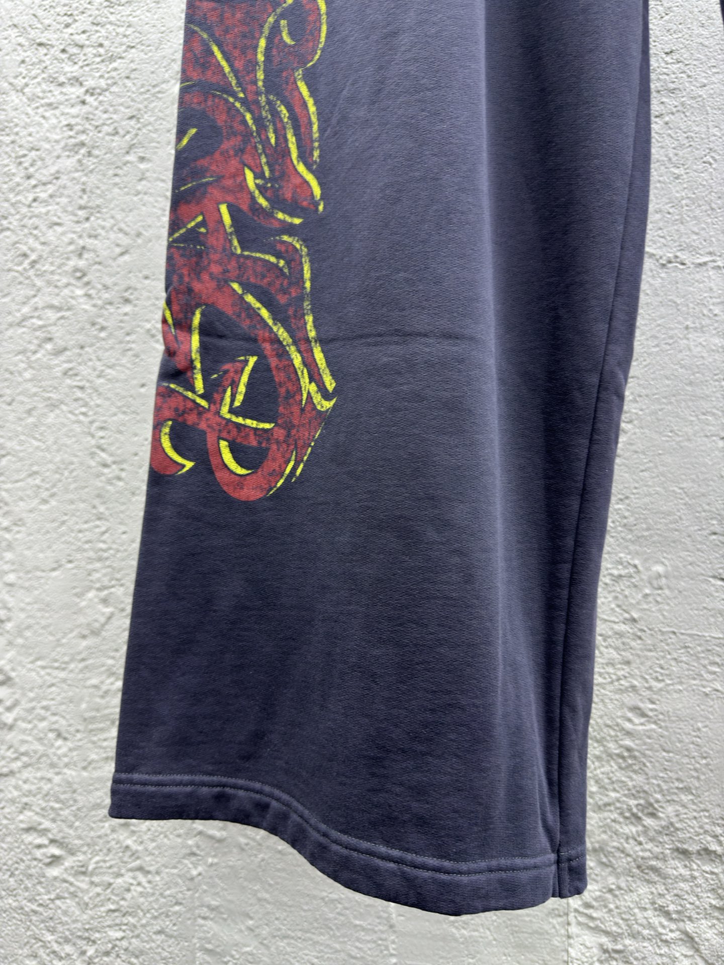 Balenciaga 火焰涂鸦字母logo长裤 6