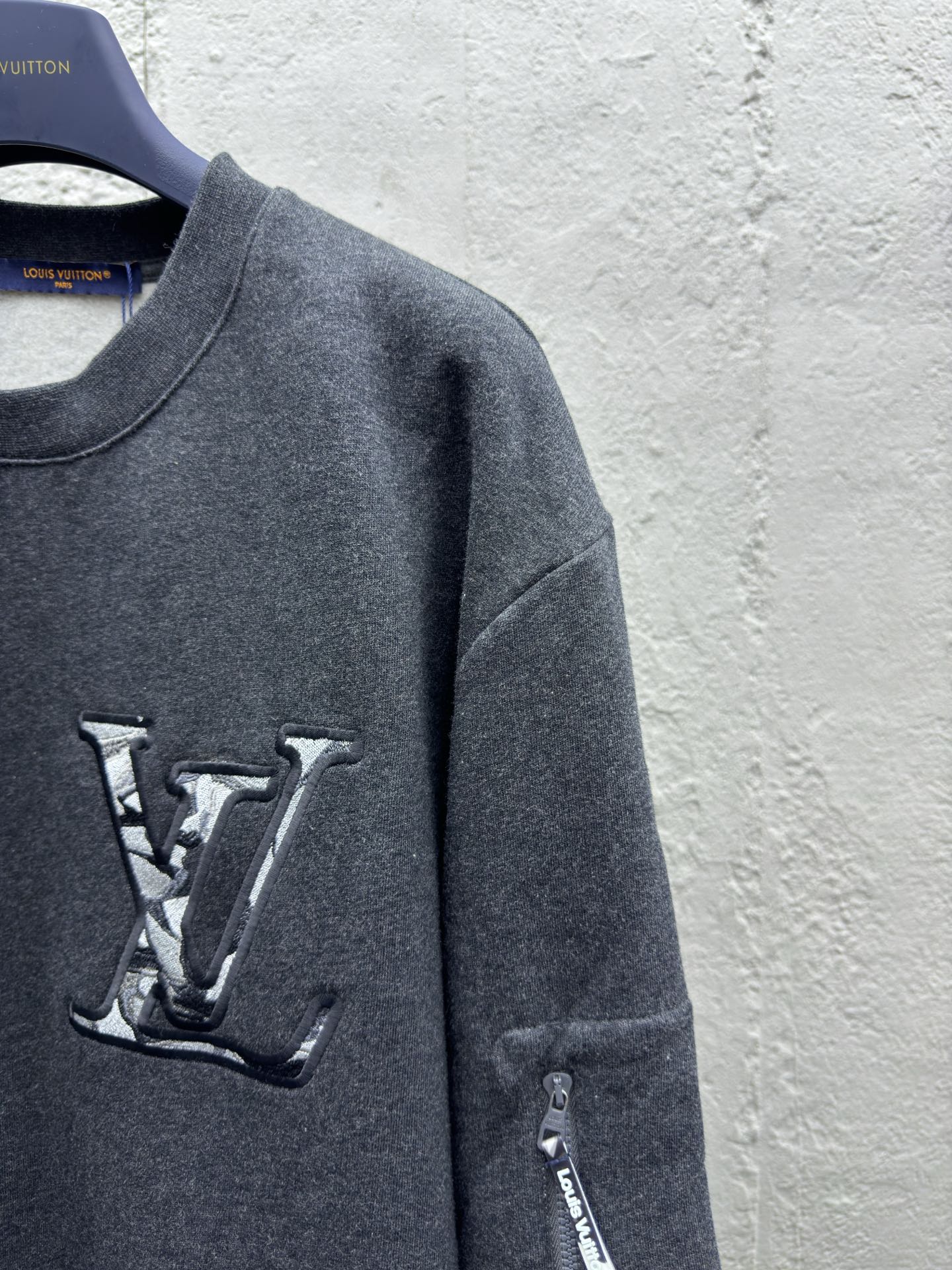 LOUIS VUITTON 袖袋套头卫衣 5