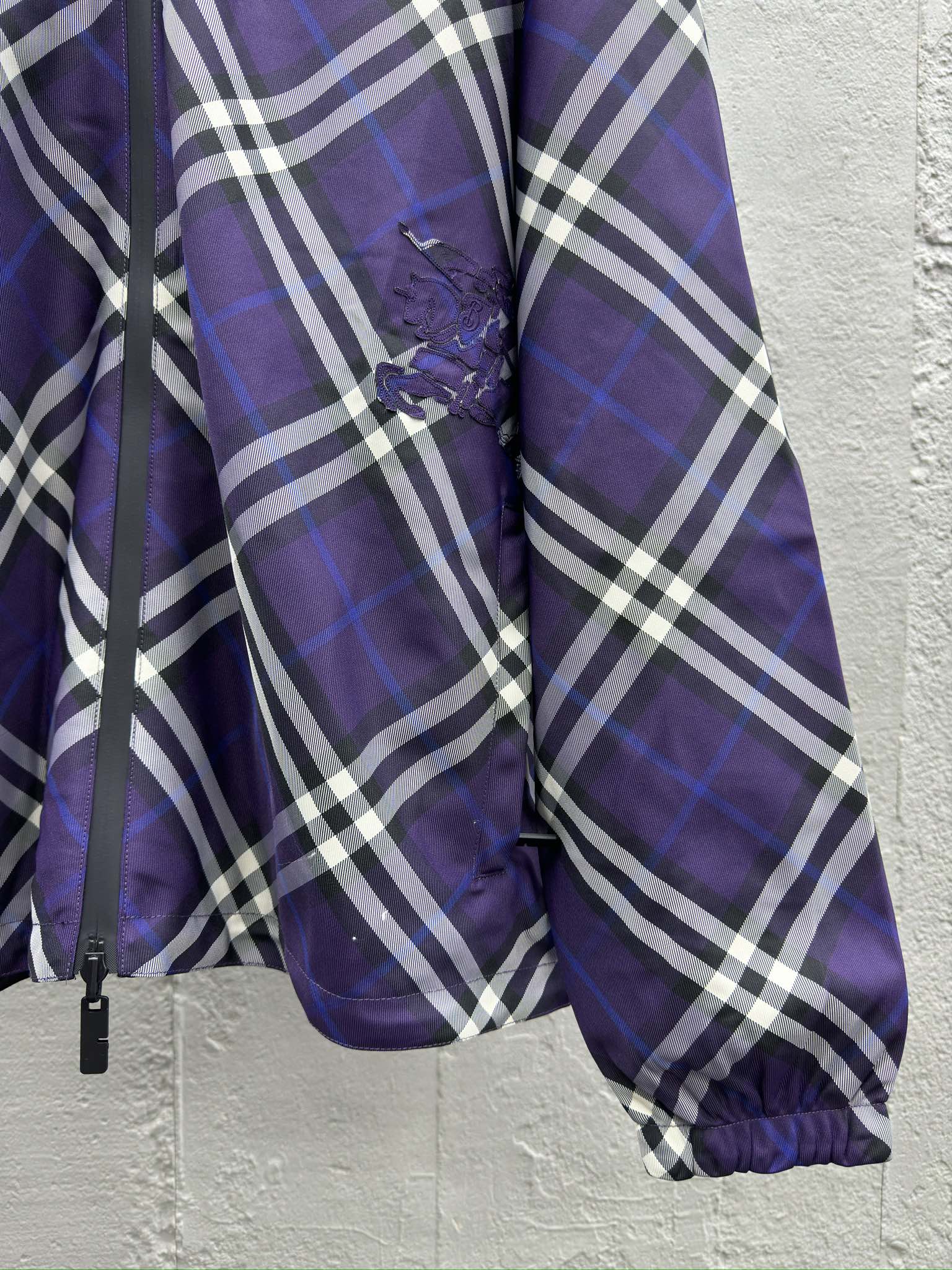Burberry 斜纹格子双面穿外套 9