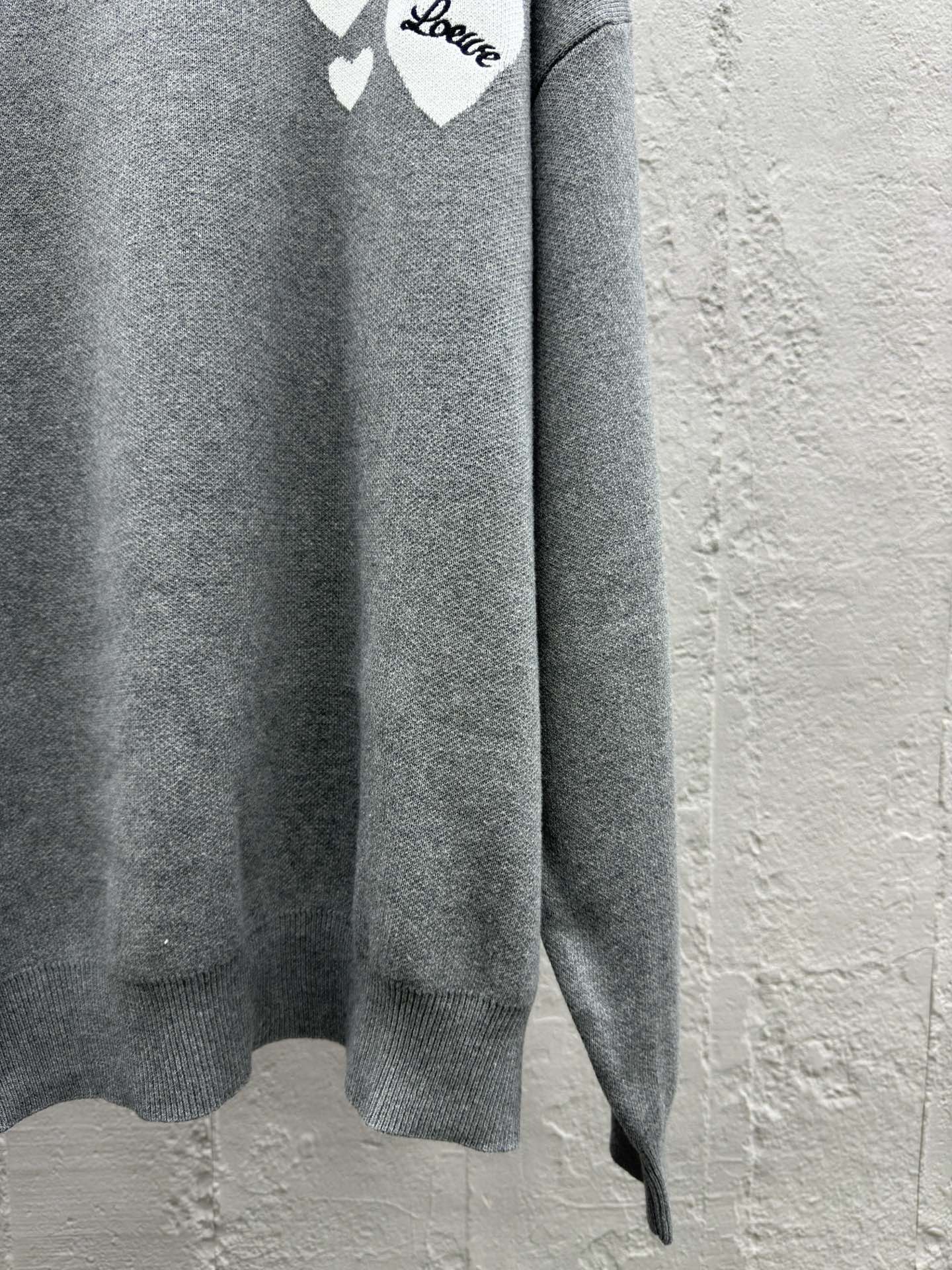 LOEWE 心形毛衣 7