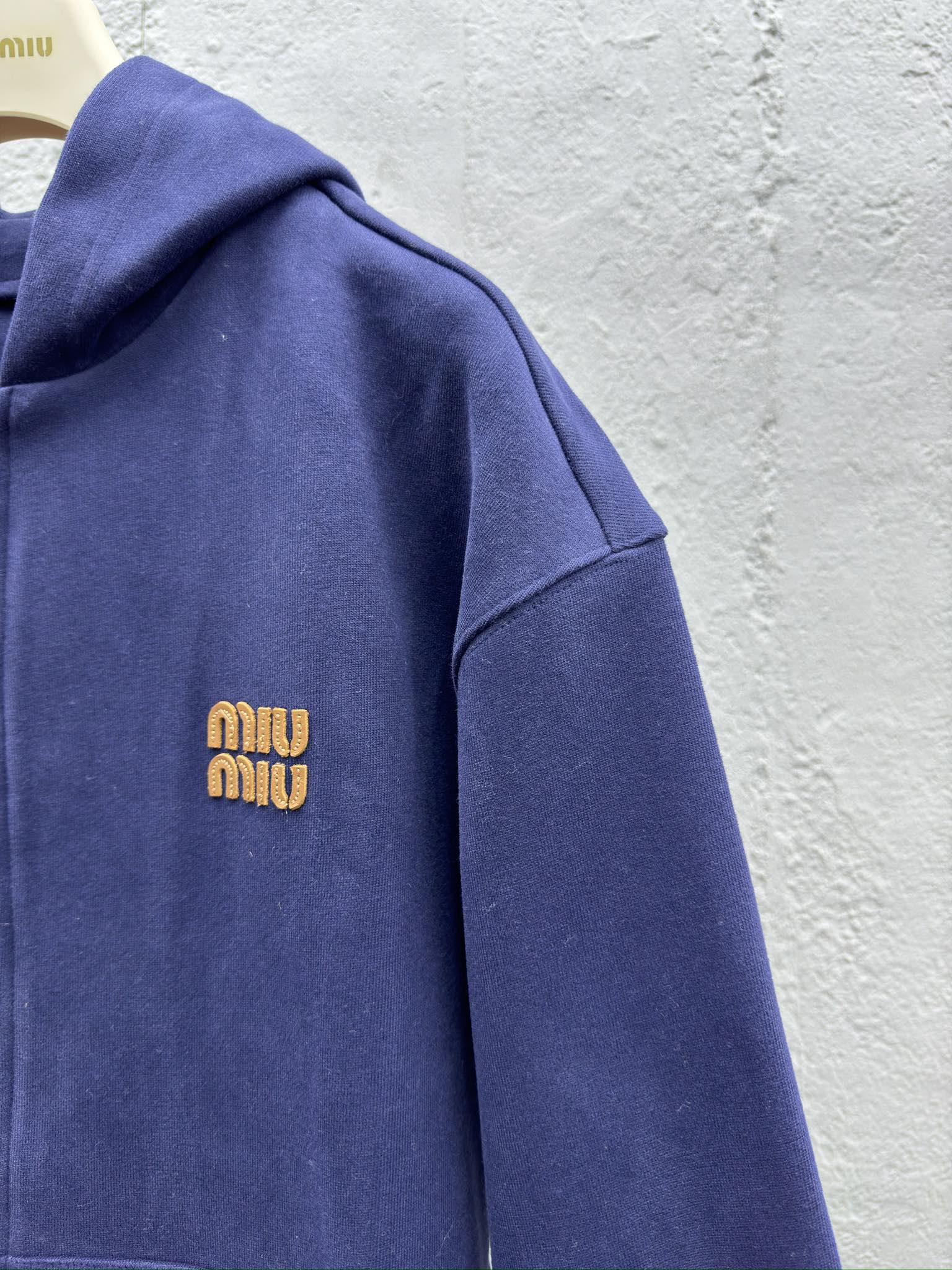 MIUMIU徽标连帽外套 5