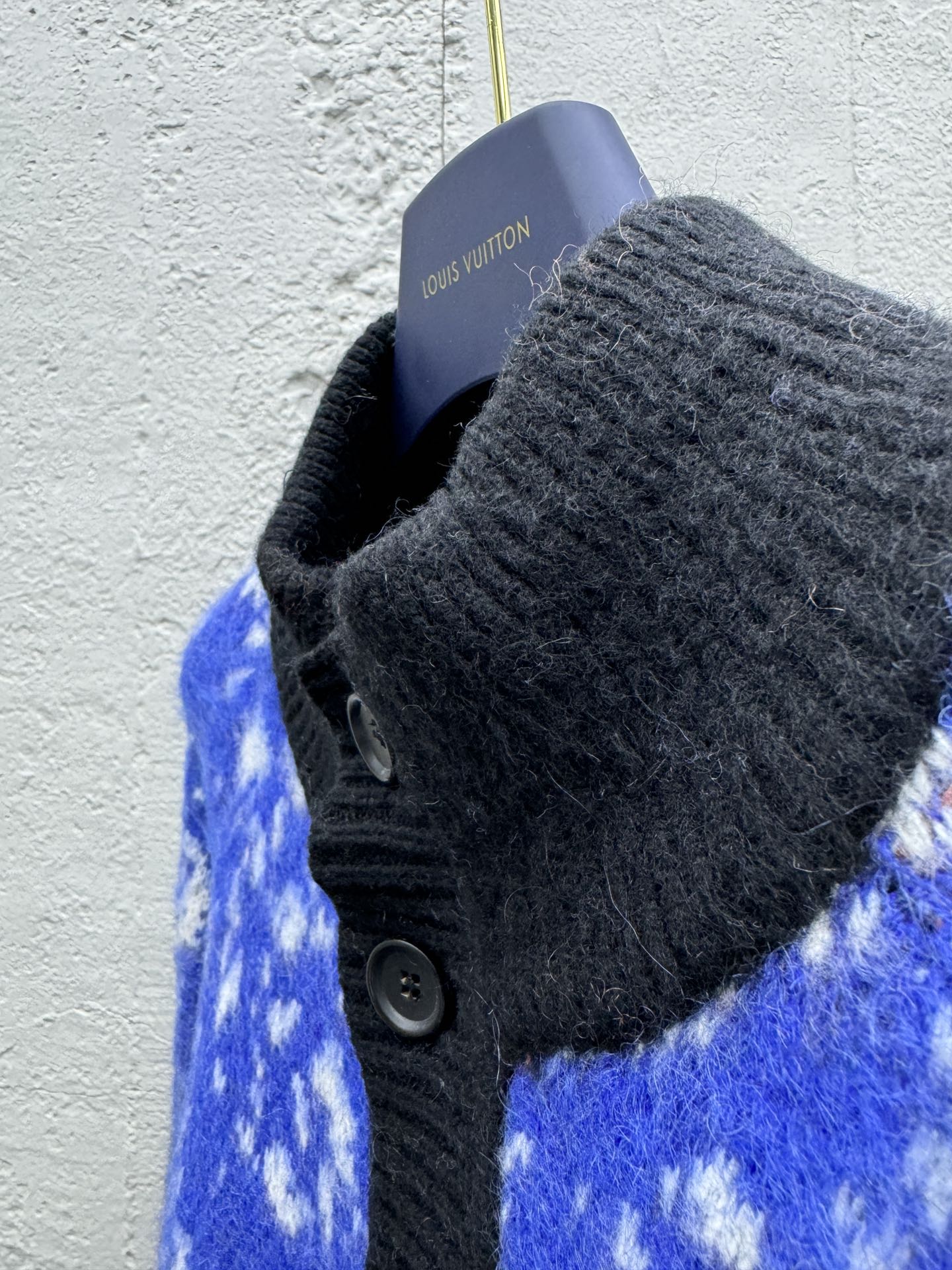 LOUIS VUITTON 波浪纹拼色飘雪开衫 8