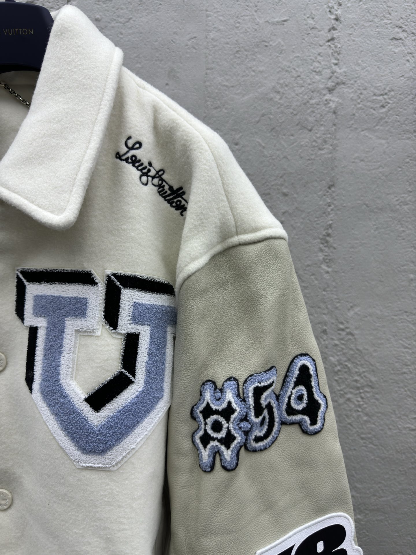 LOUIS VUITTON 兔八哥毛尼棒球服外套 5