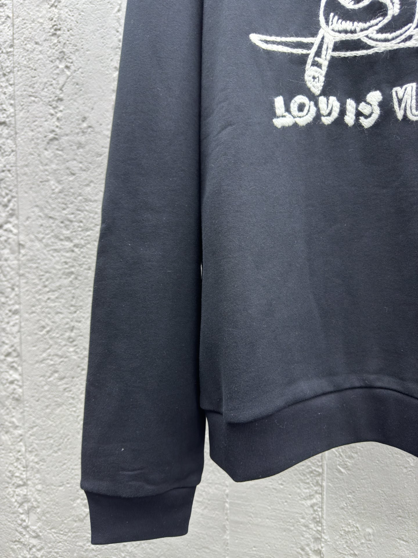 LOUIS VUITTON 毛线绣工具卫衣 6