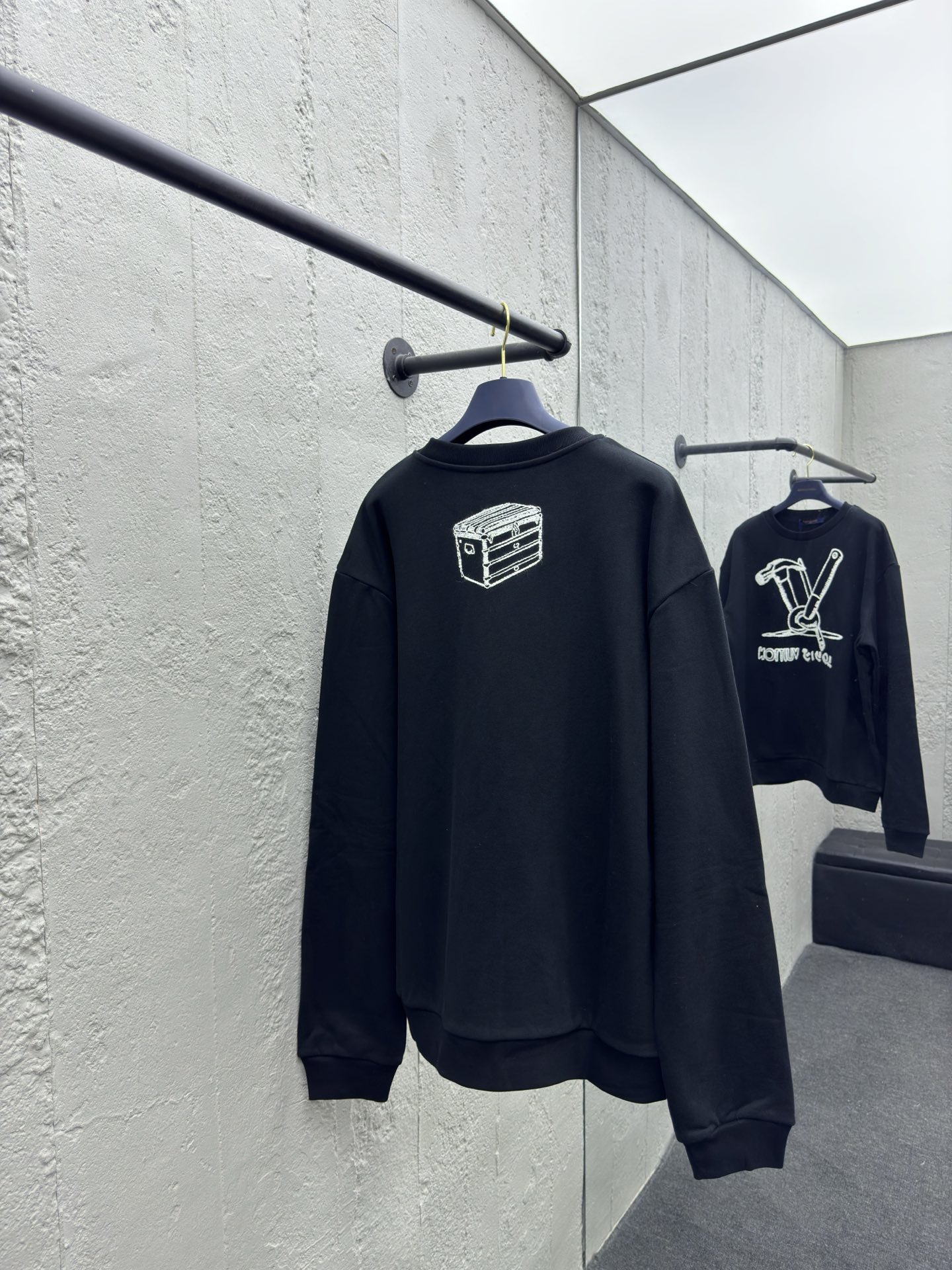 LOUIS VUITTON 毛线绣工具卫衣 2