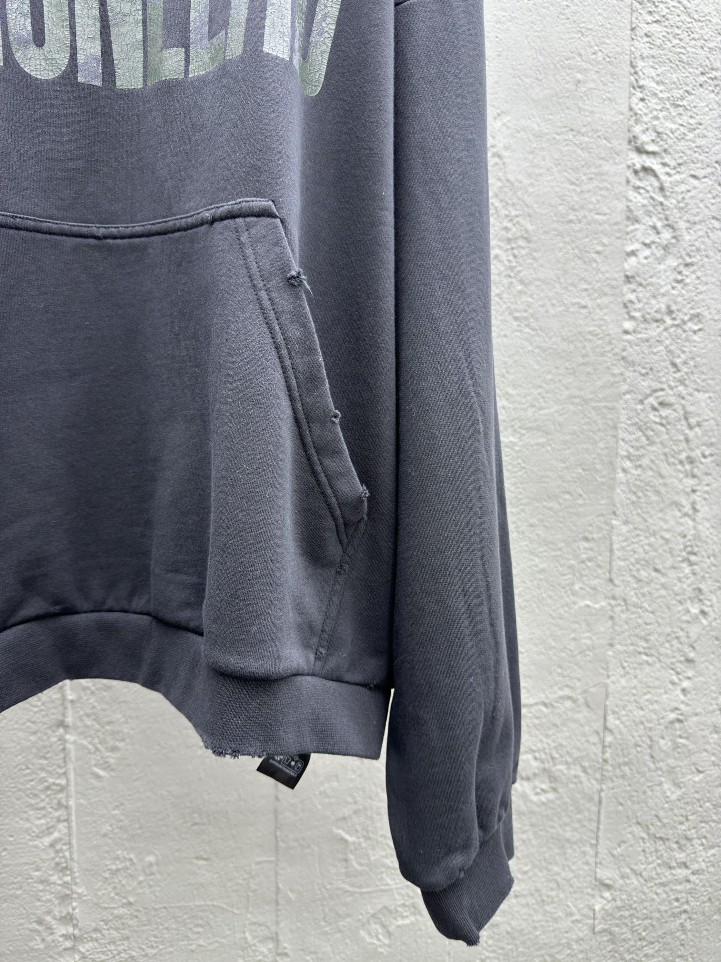 Balenciaga Cracked Letter Logo Hoodie - Bag 7