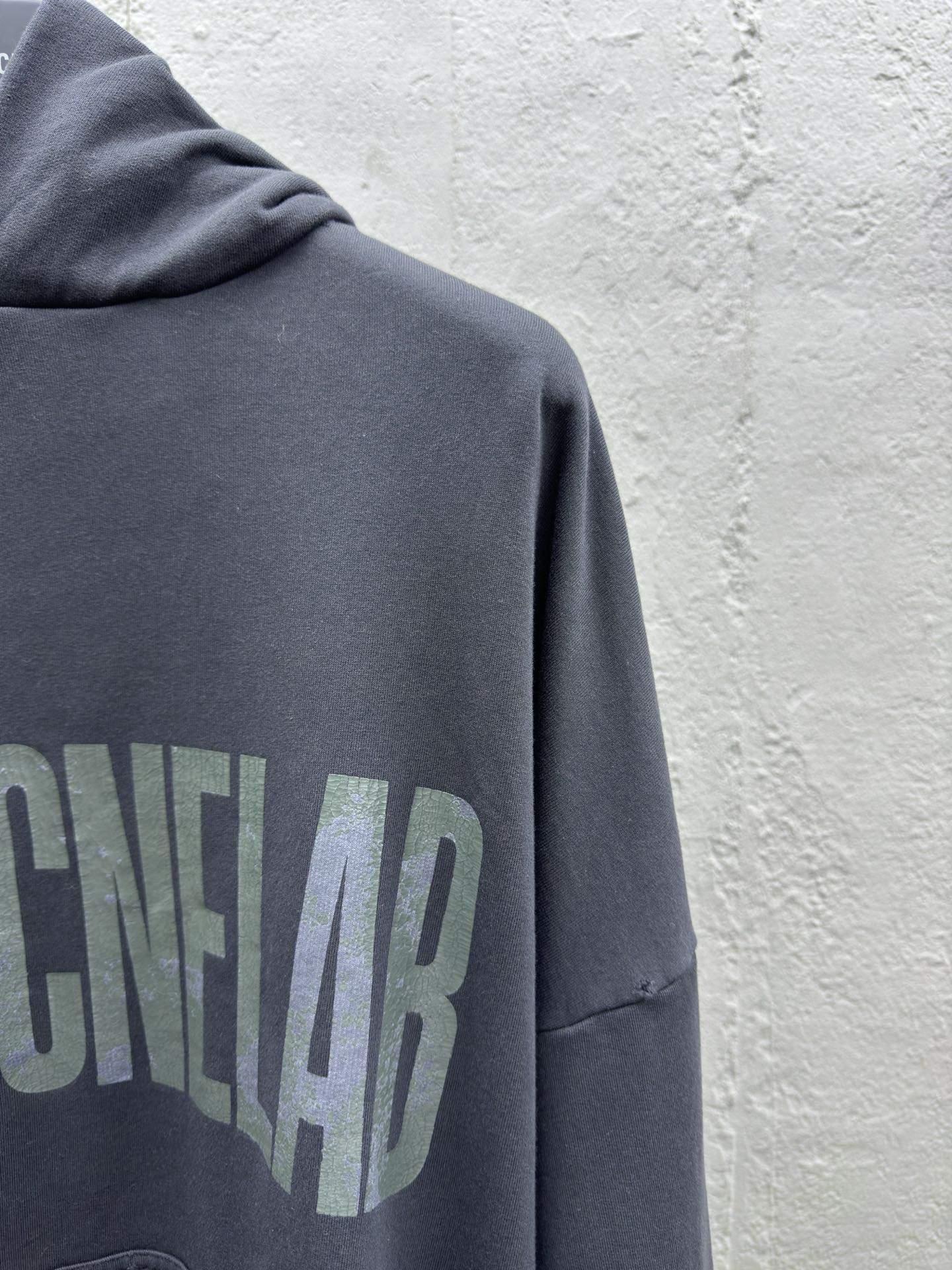 Balenciaga Cracked Letter Logo Hoodie - Bag 5
