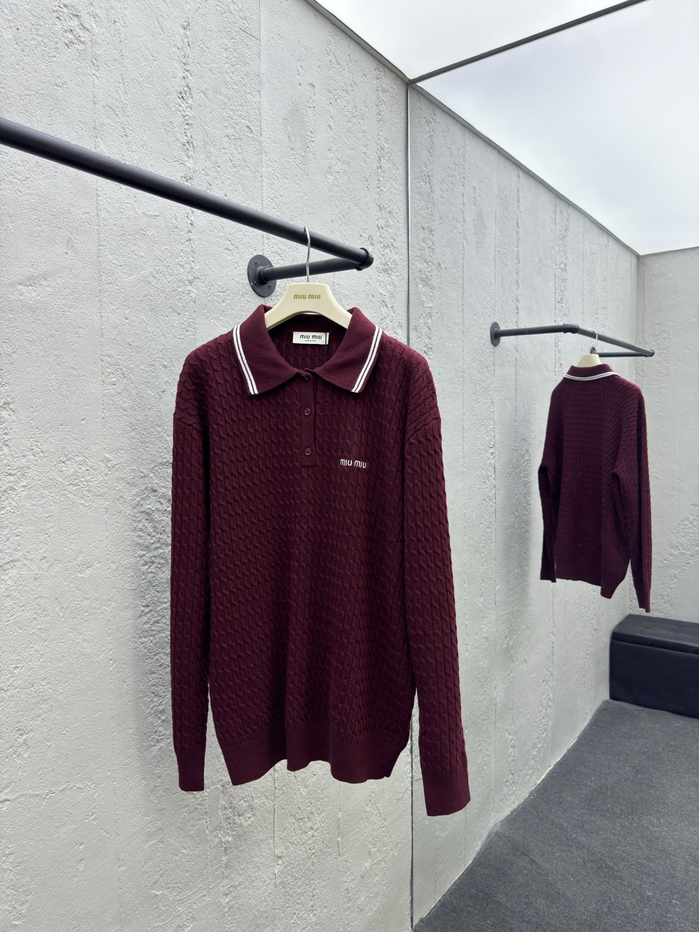 MIUMIU徽标刺绣POLO衫