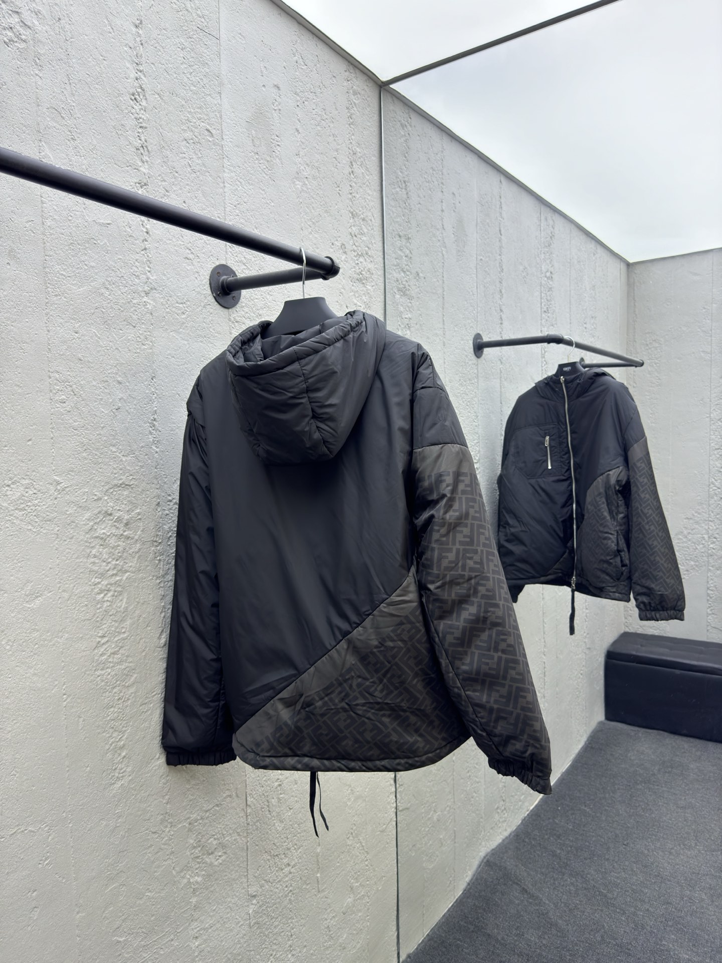芬迪 Fendi 高级成衣风衣外套及大衣服饰 #196A41CA 2