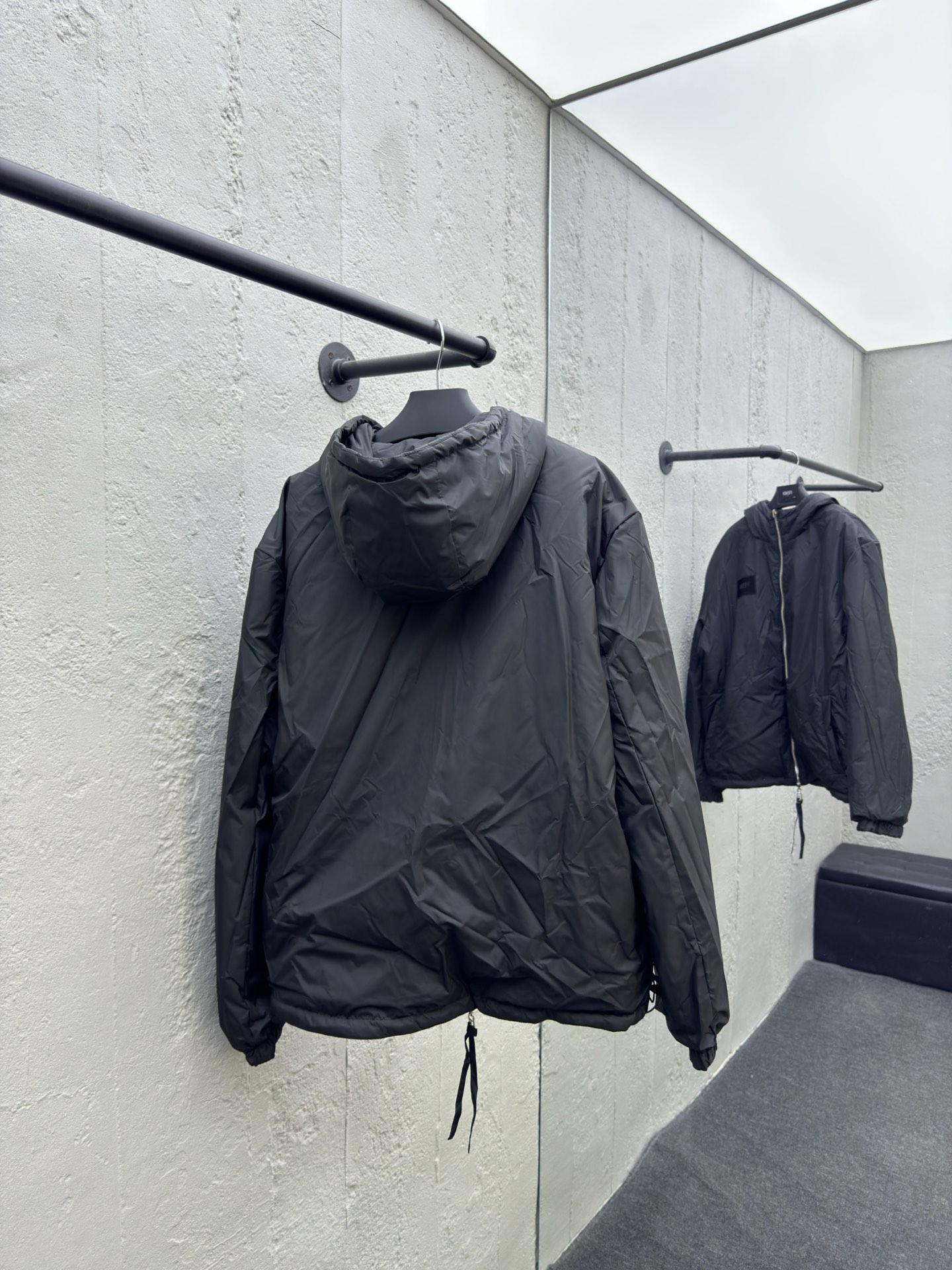 芬迪 Fendi 高级成衣风衣外套及大衣服饰 #196A41CA 4
