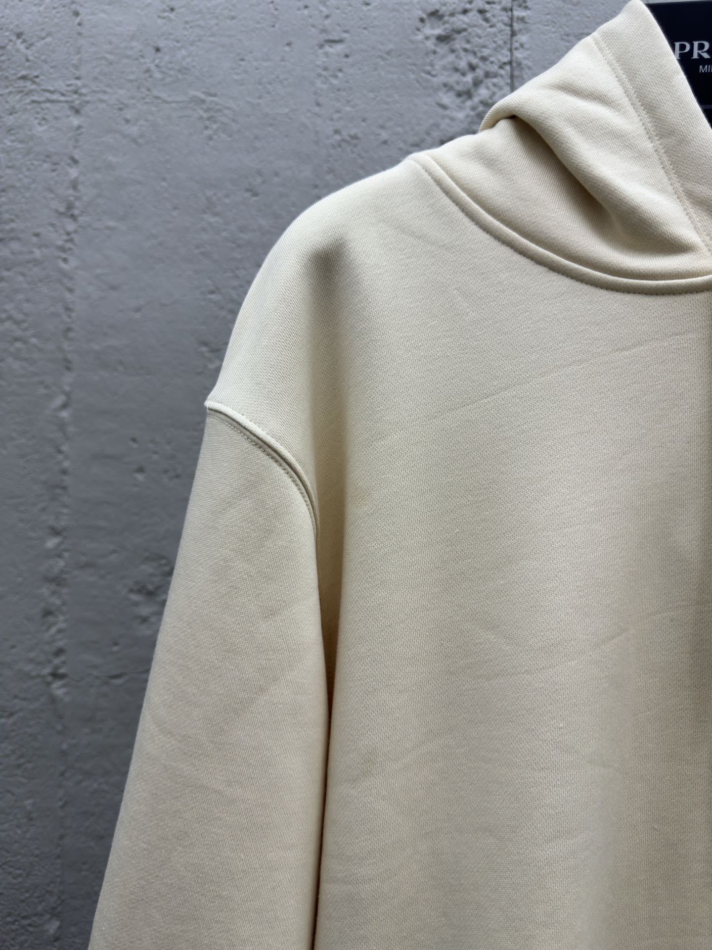 普拉达 Prada 高级成衣风衣外套及大衣服饰 #204022C4 4