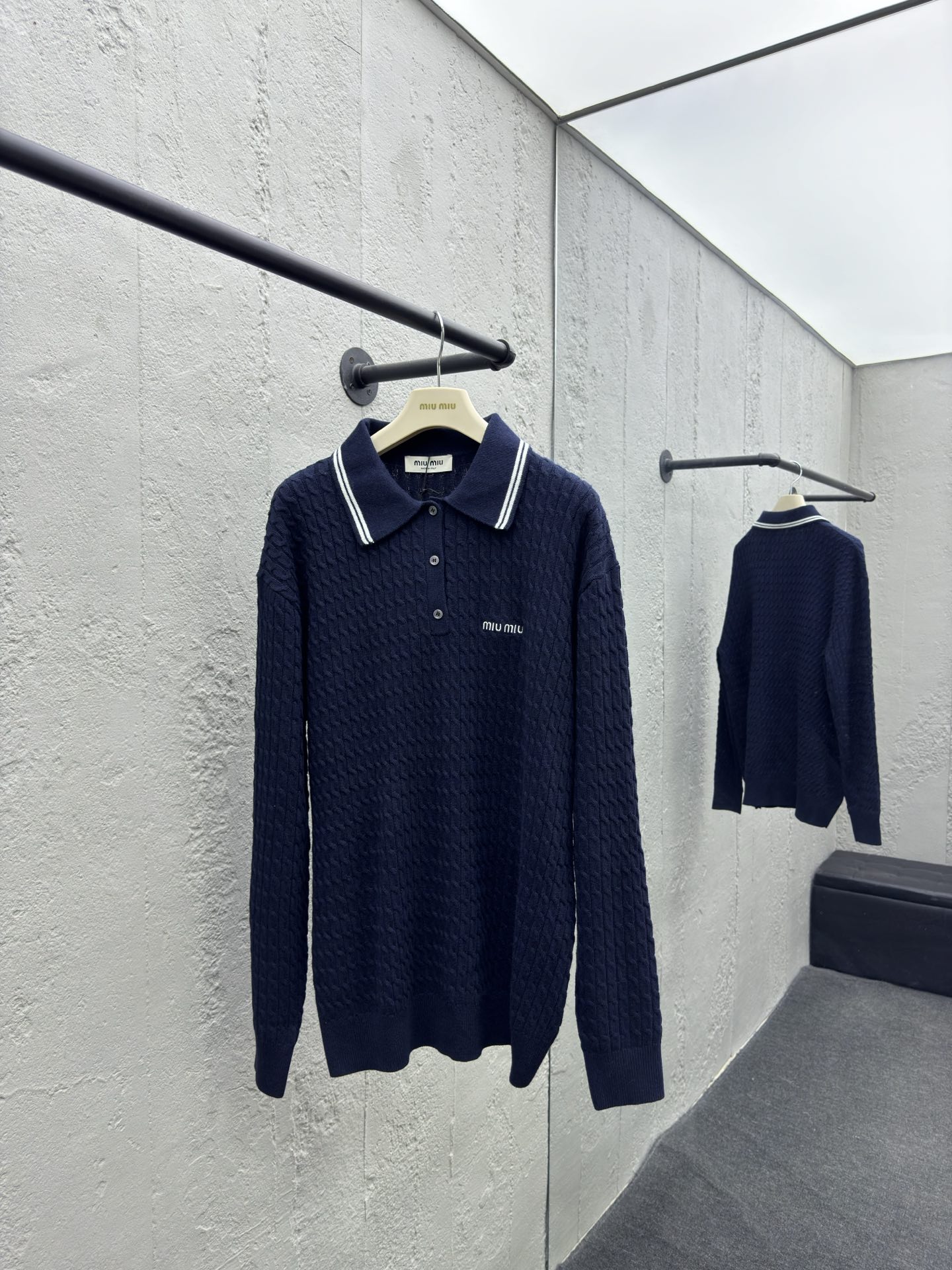 MIUMIU徽标刺绣POLO衫
