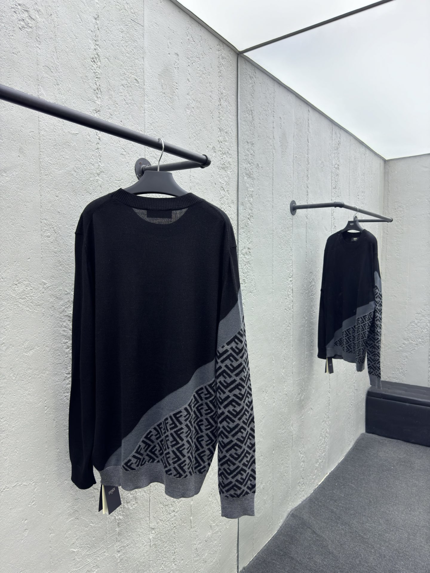 芬迪 Fendi 高级成衣风衣外套及大衣服饰 #84058787 2