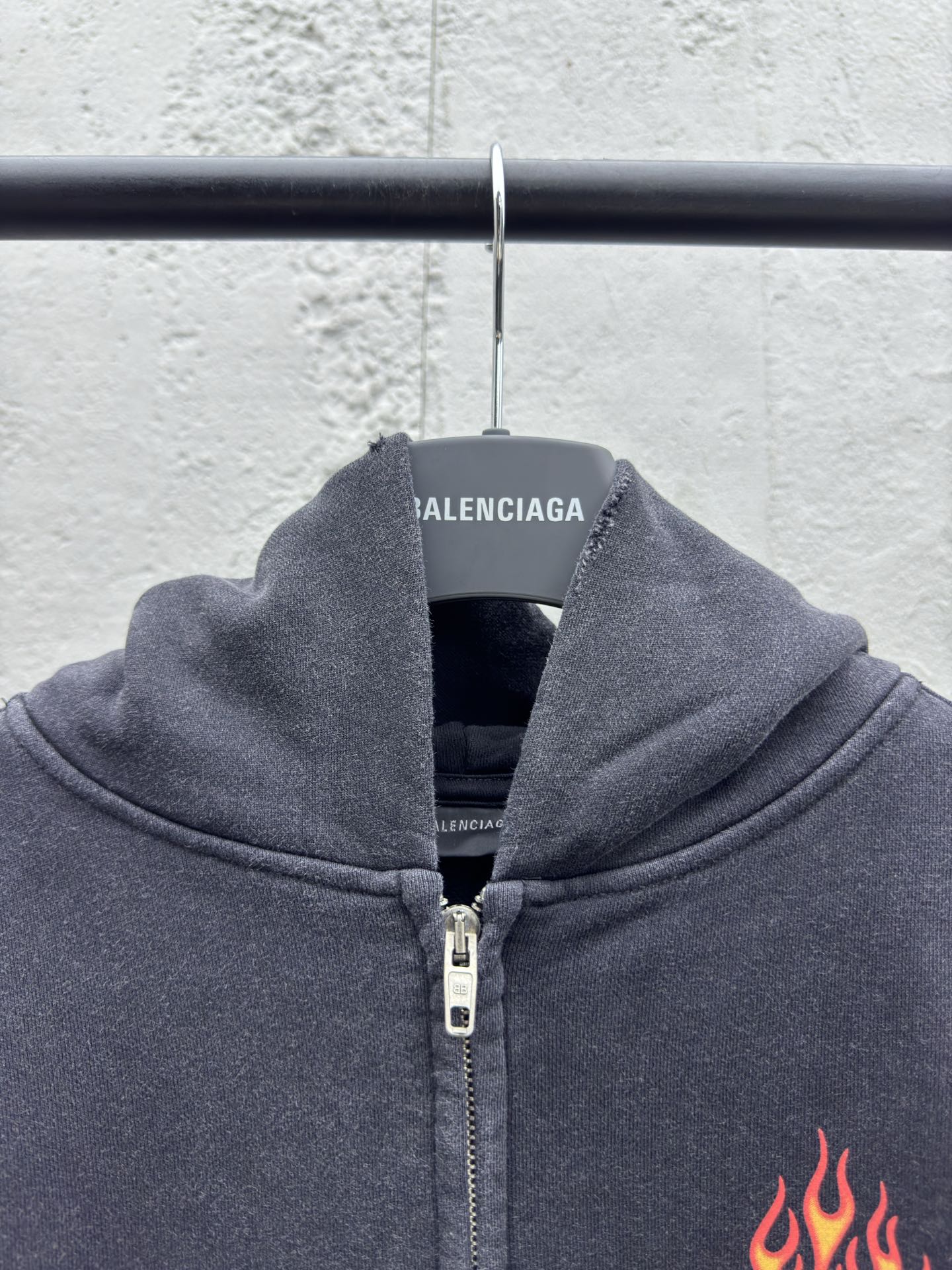 Balenciaga 火焰双环拉链外套 3