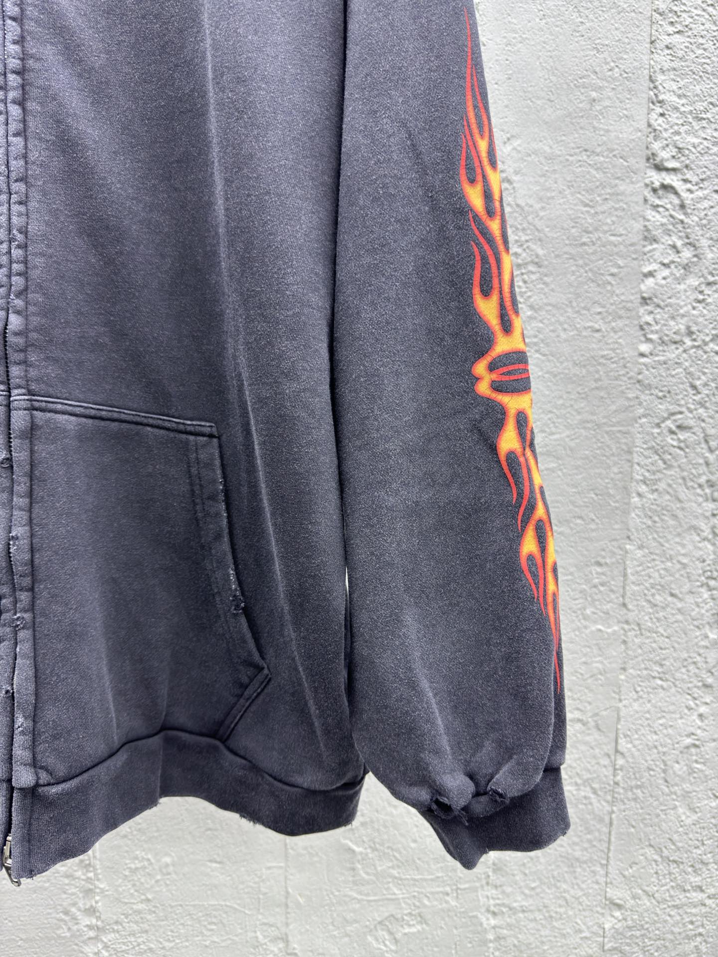 Balenciaga 火焰双环拉链外套 7